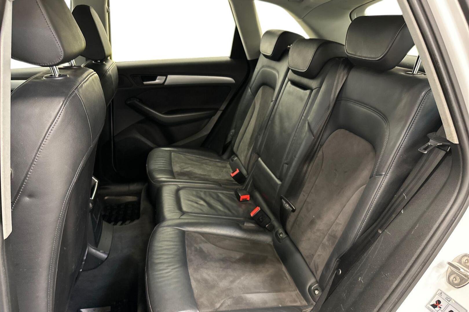 AUDI Q5 11