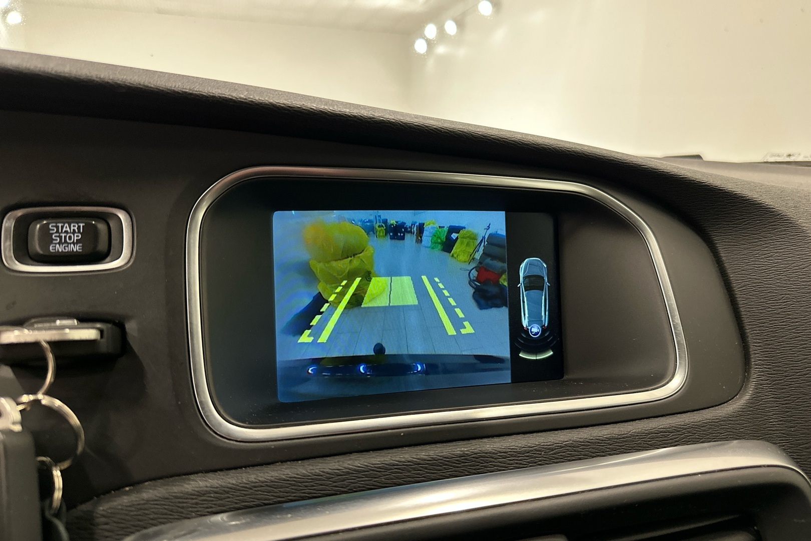 VOLVO V40 Cross Country 2015