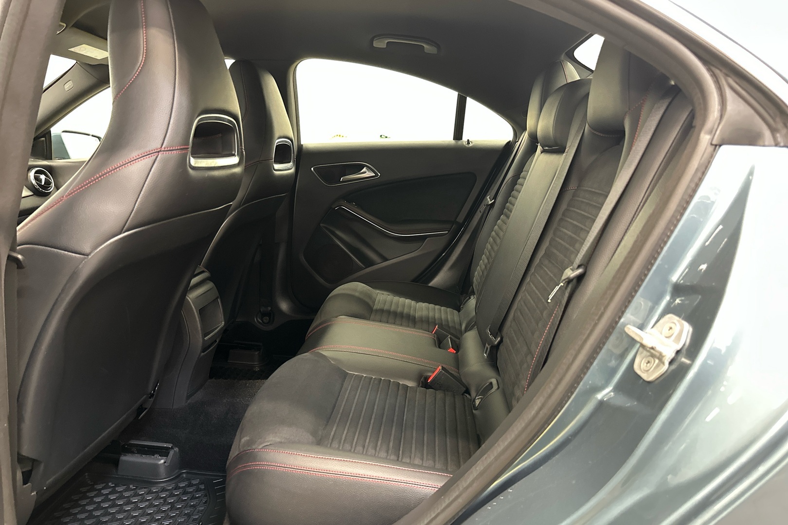 MERCEDES-BENZ CLA 2014
