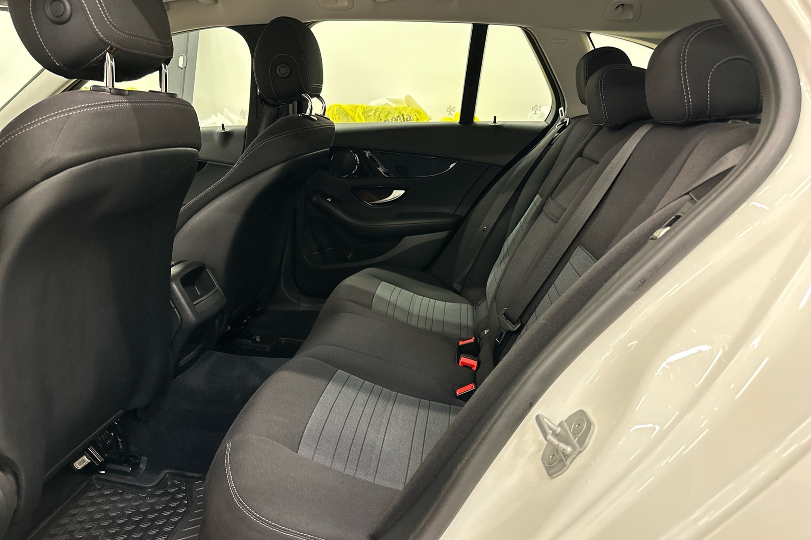MERCEDES-BENZ C 2015