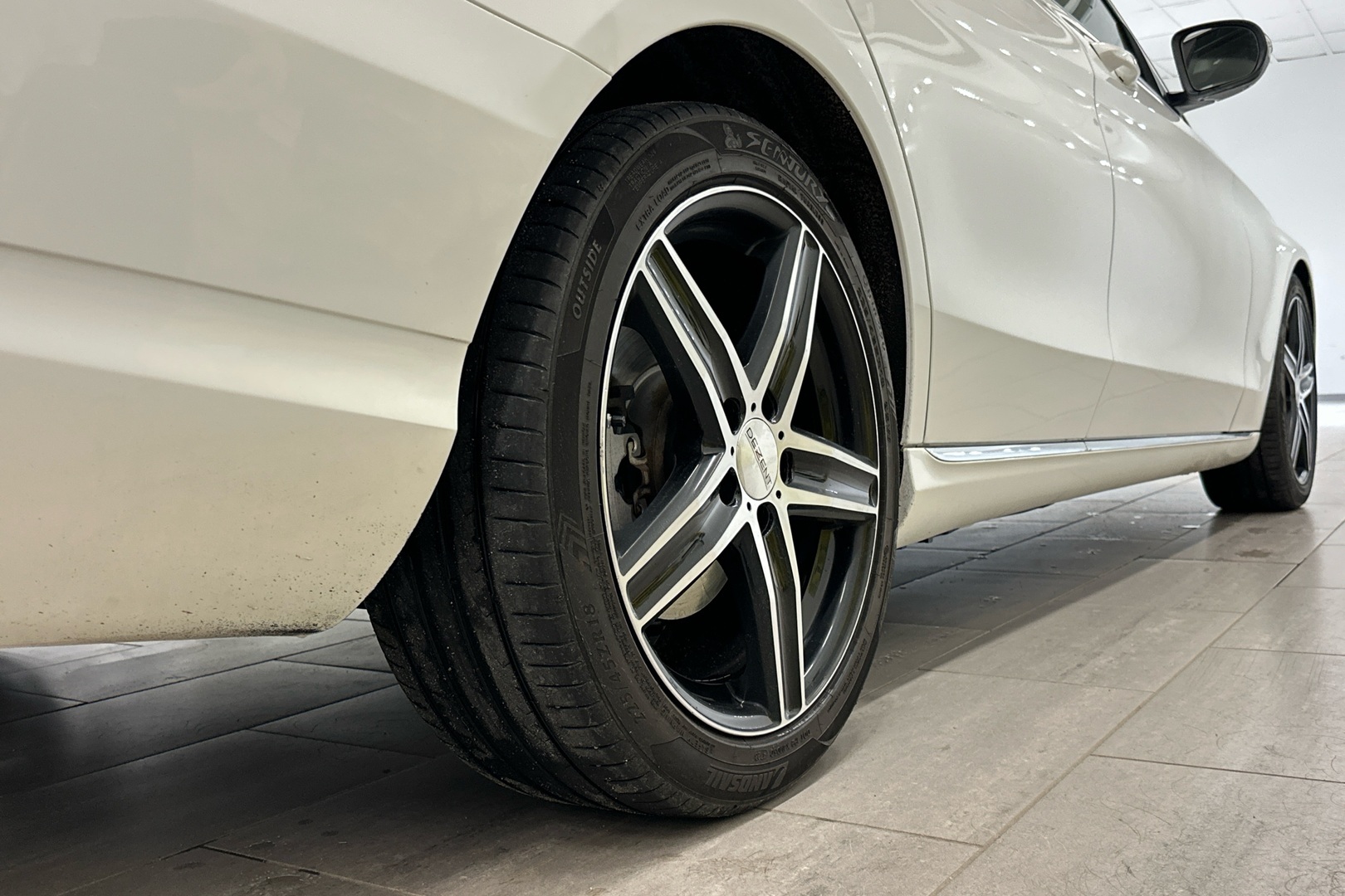 MERCEDES-BENZ C 2015