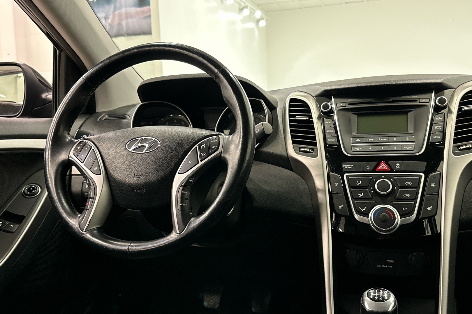 HYUNDAI i30 5d 2016