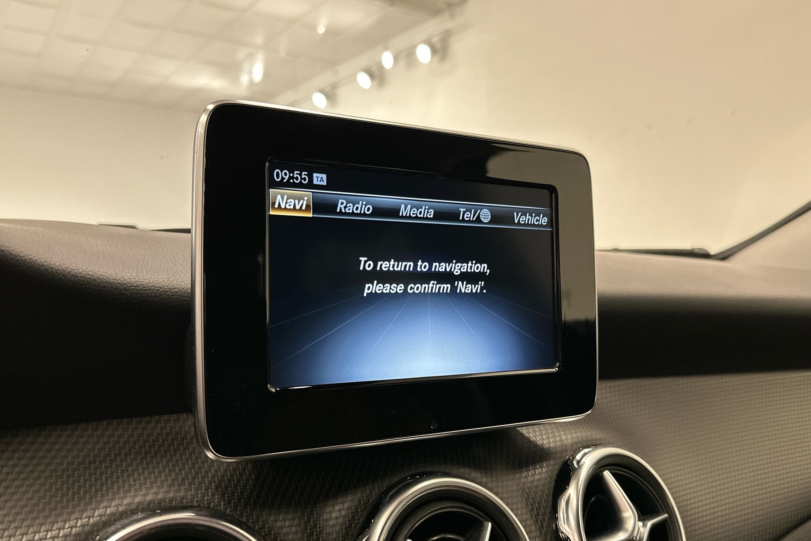 MERCEDES-BENZ GLA 2018