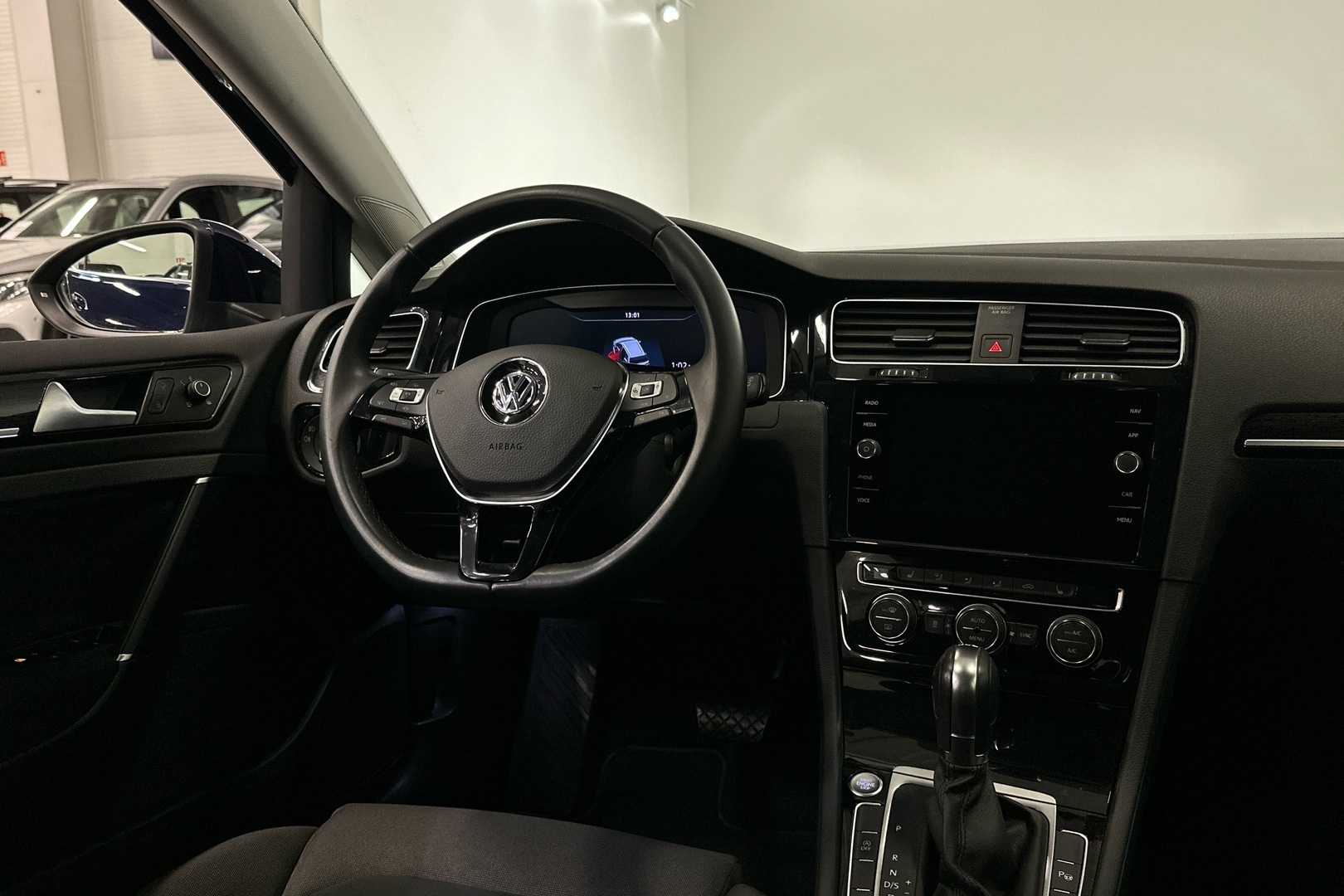 VOLKSWAGEN Golf 2019