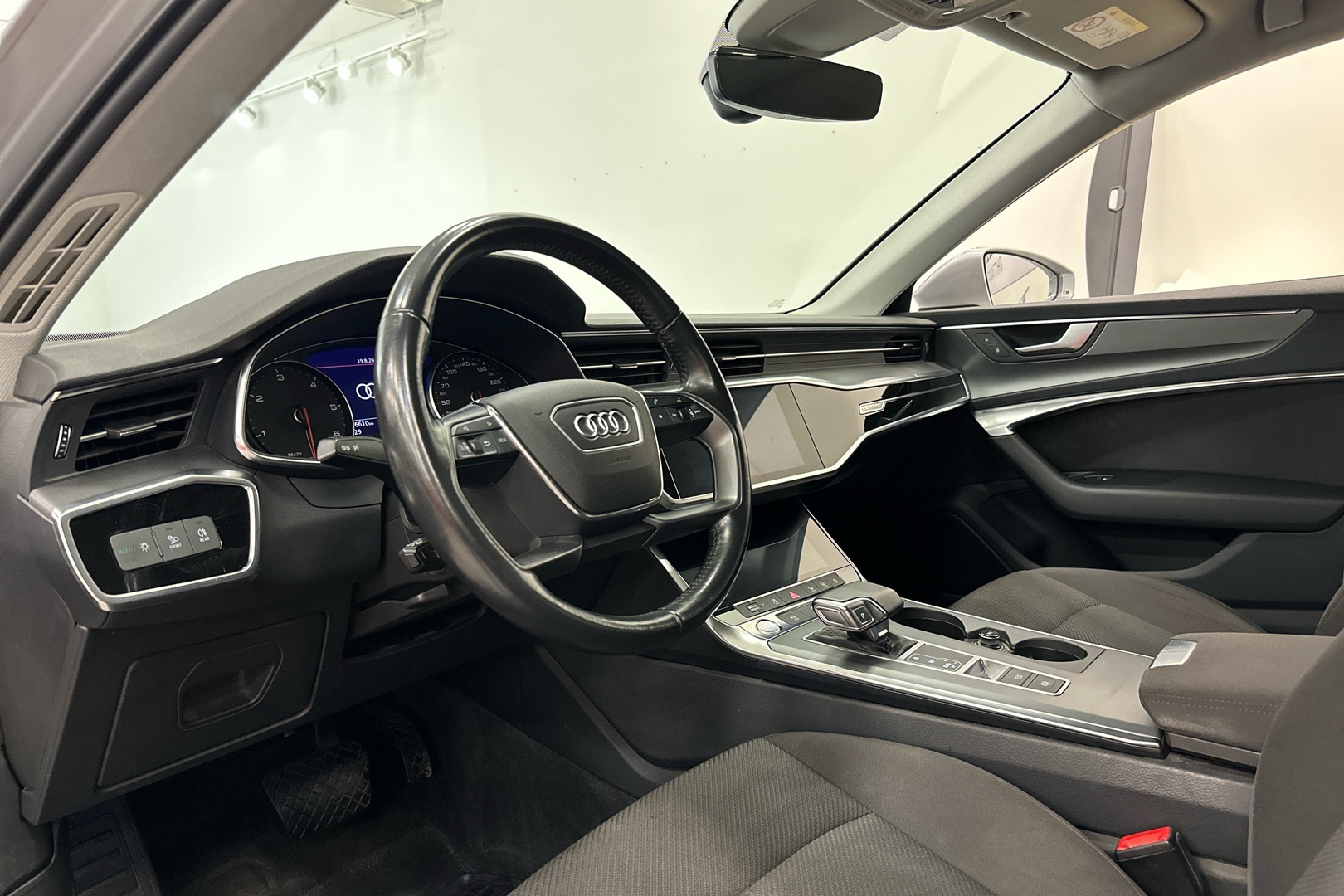 AUDI A6 21