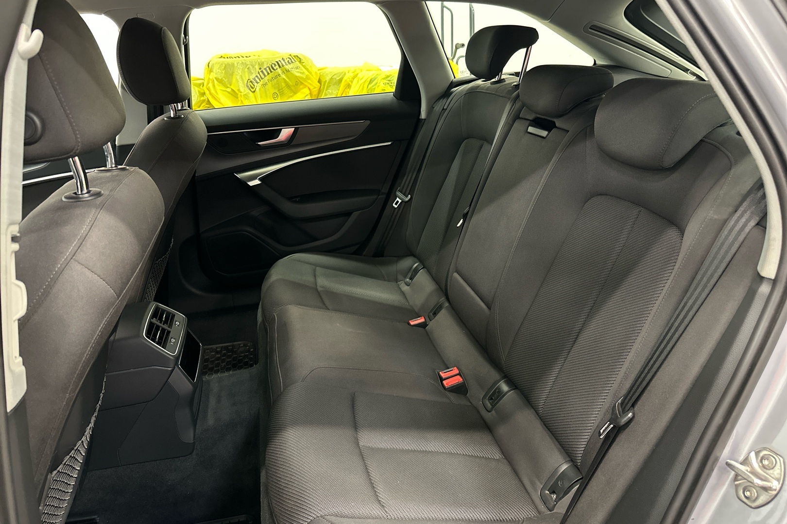 AUDI A6 23