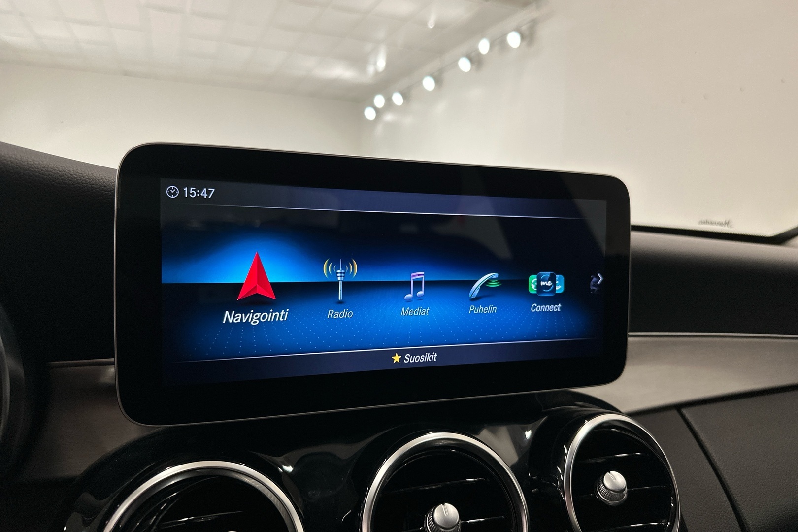 MERCEDES-BENZ C 2020