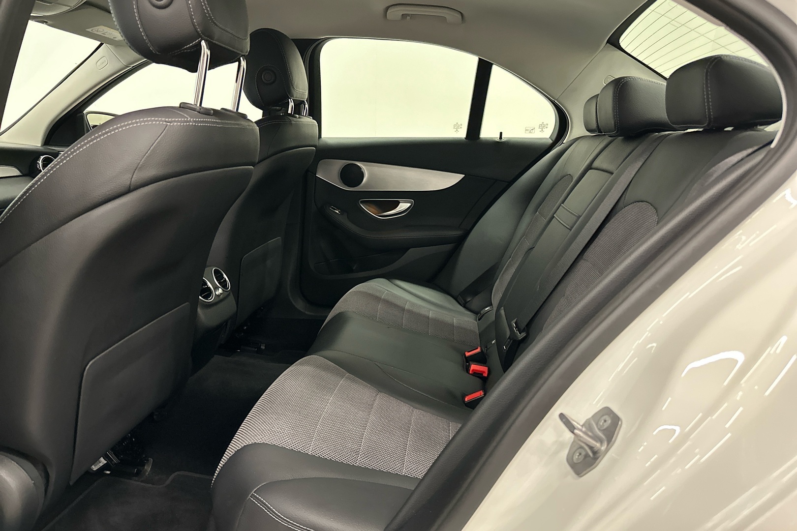 MERCEDES-BENZ C 2020