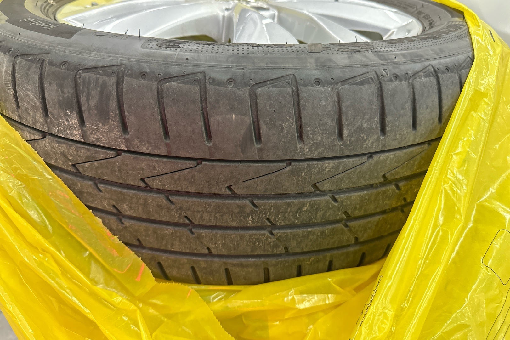 MERCEDES-BENZ C 2020