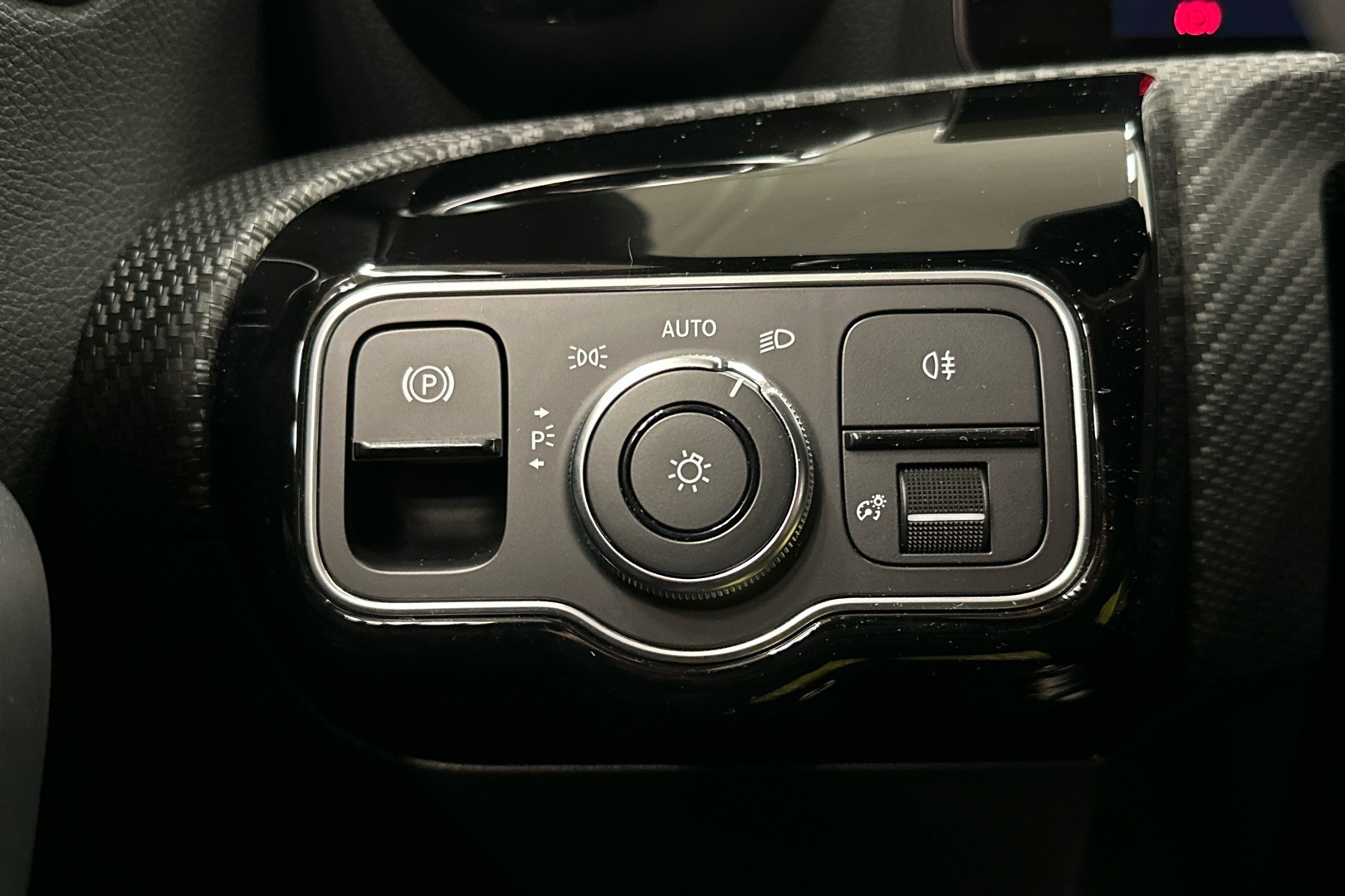 MERCEDES-BENZ A 2021