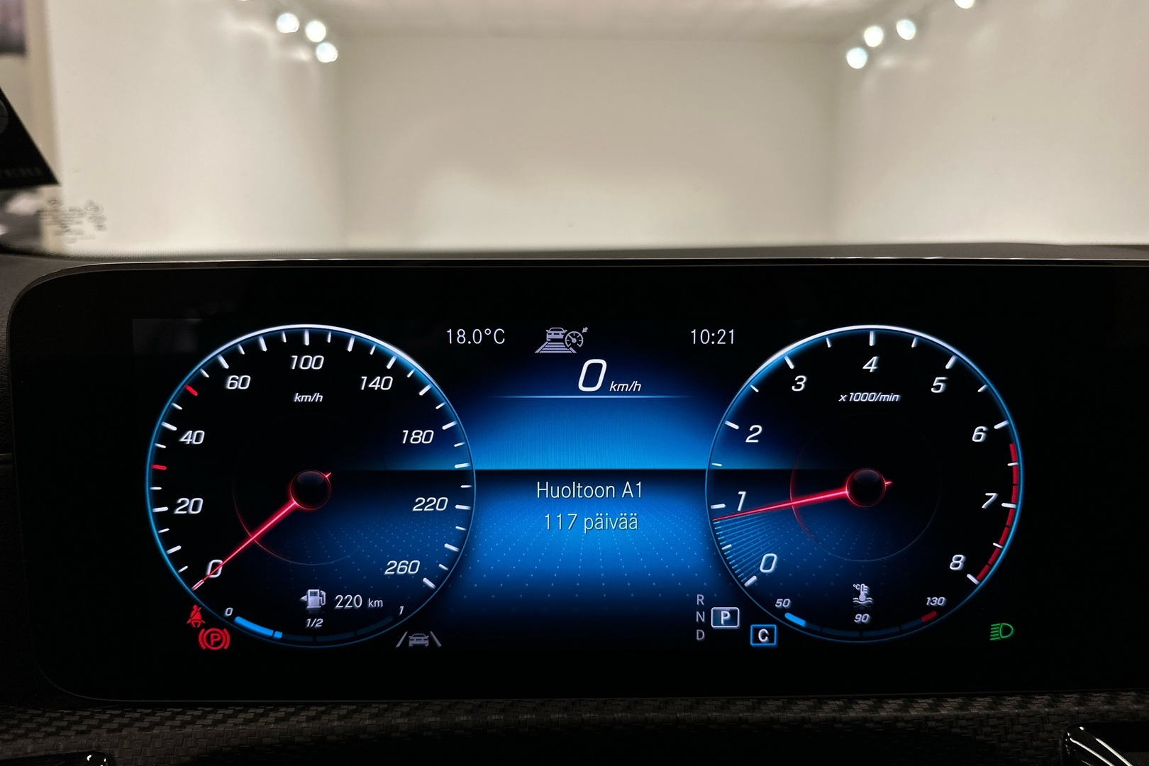 MERCEDES-BENZ A 2021