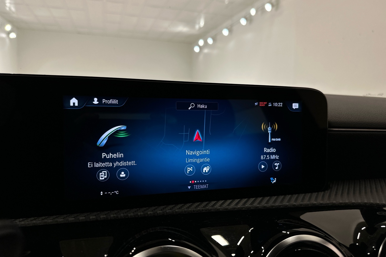 MERCEDES-BENZ A 2021