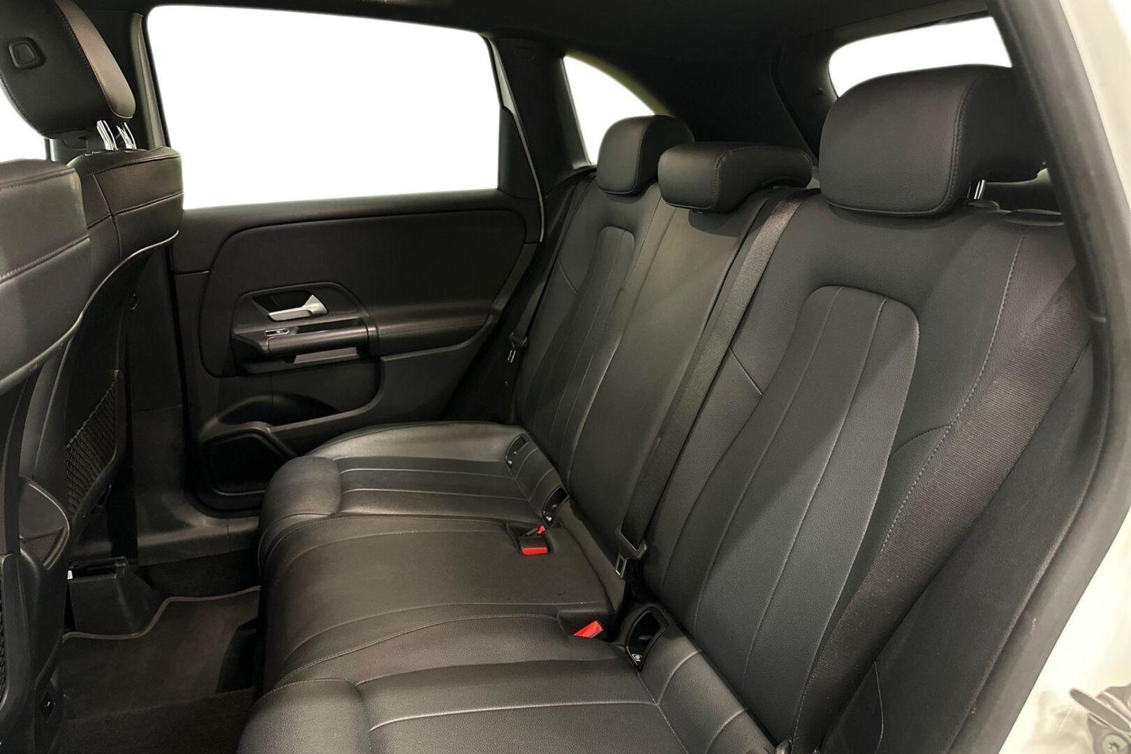MERCEDES-BENZ B 2021