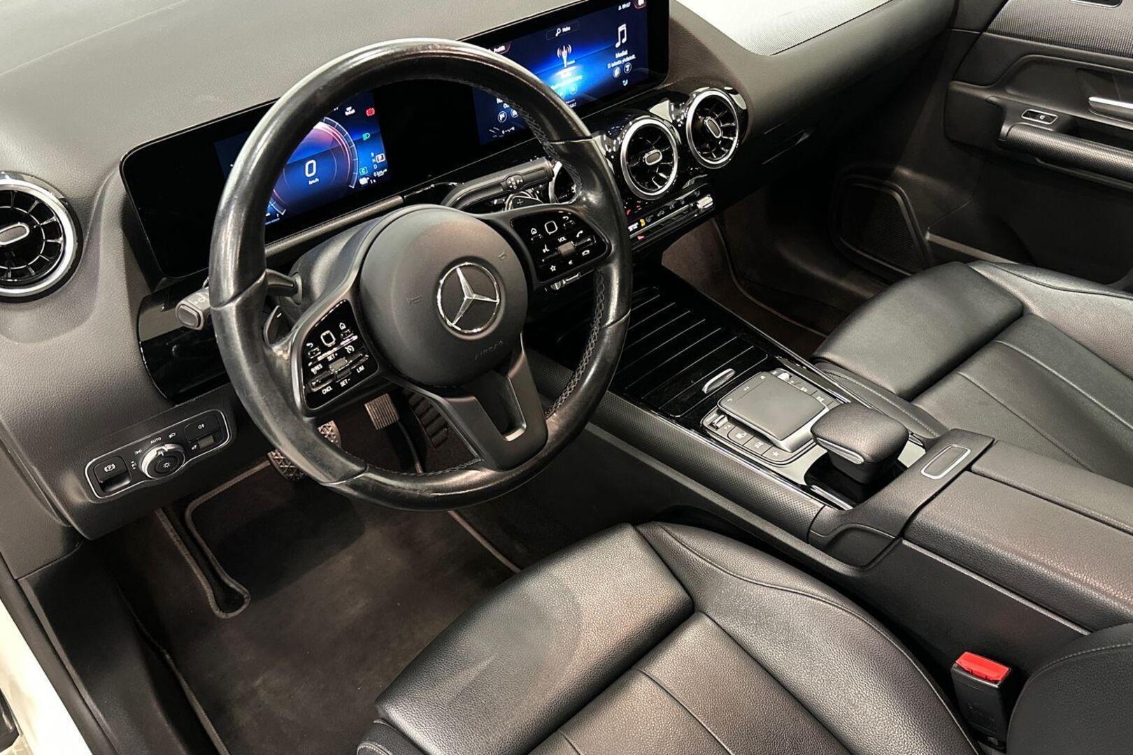 MERCEDES-BENZ B 2021