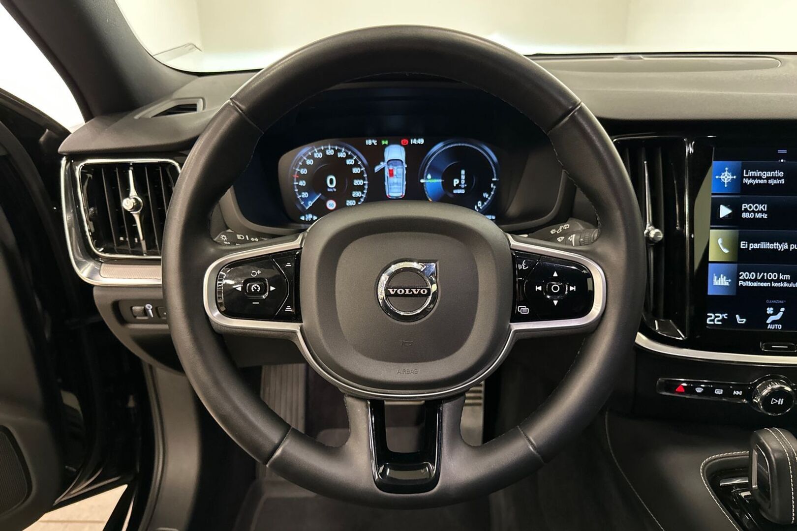 VOLVO V60 2021