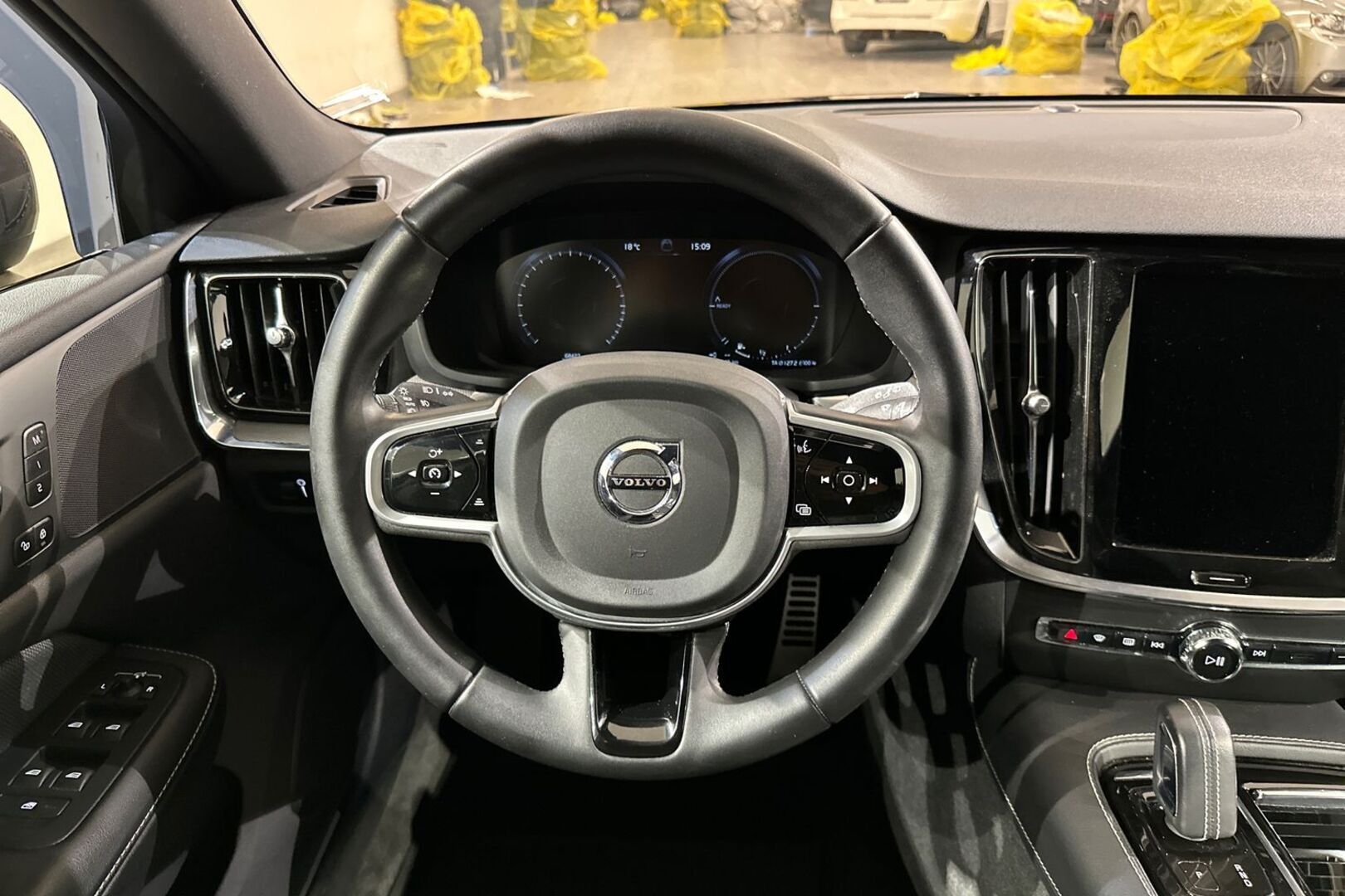 VOLVO V60 2021