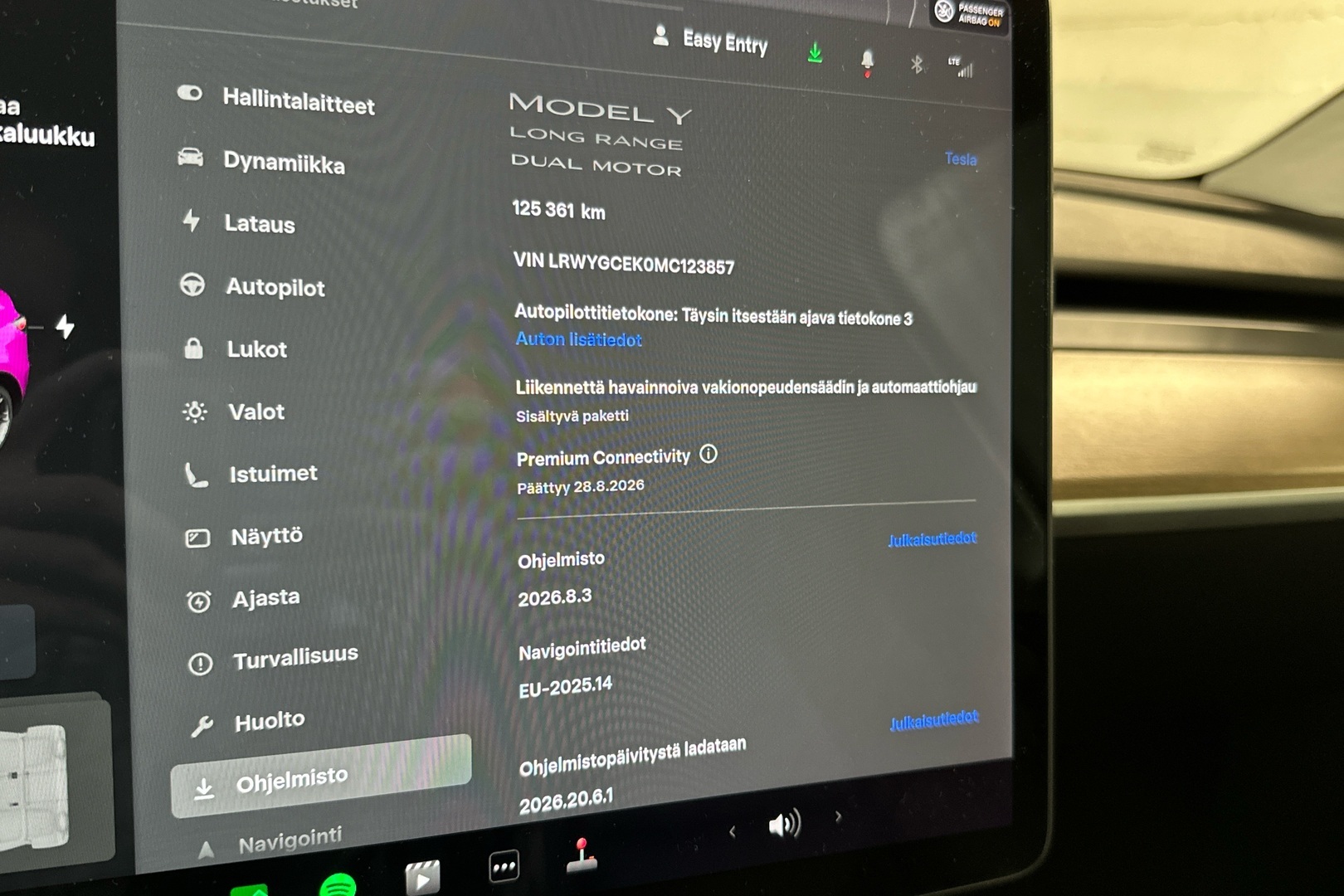 TESLA Model Y 2021