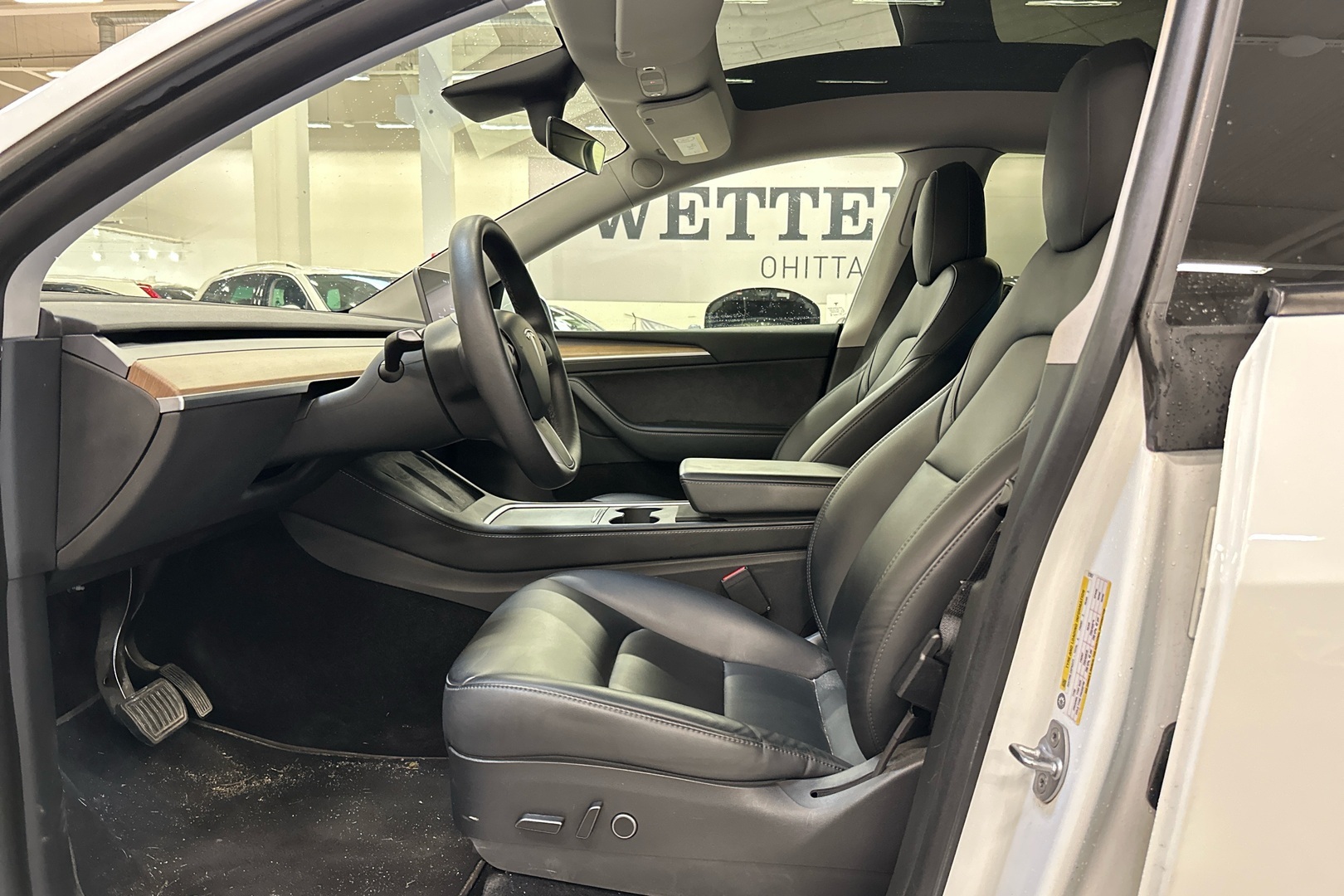 TESLA Model Y 2021