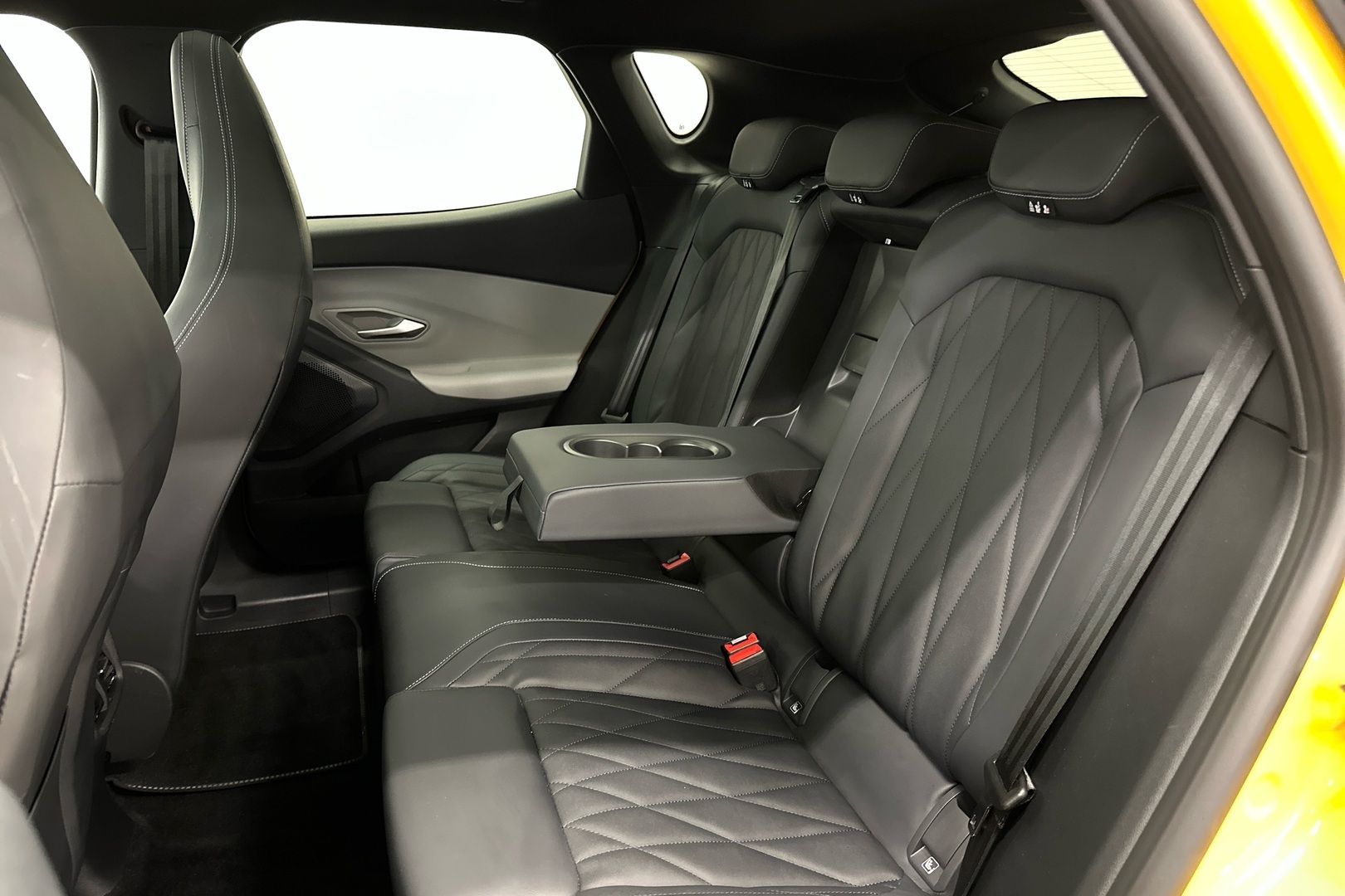 FORD CAPRI 2025
