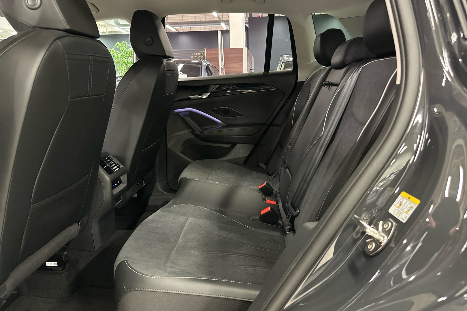 VOLKSWAGEN Tiguan 2025