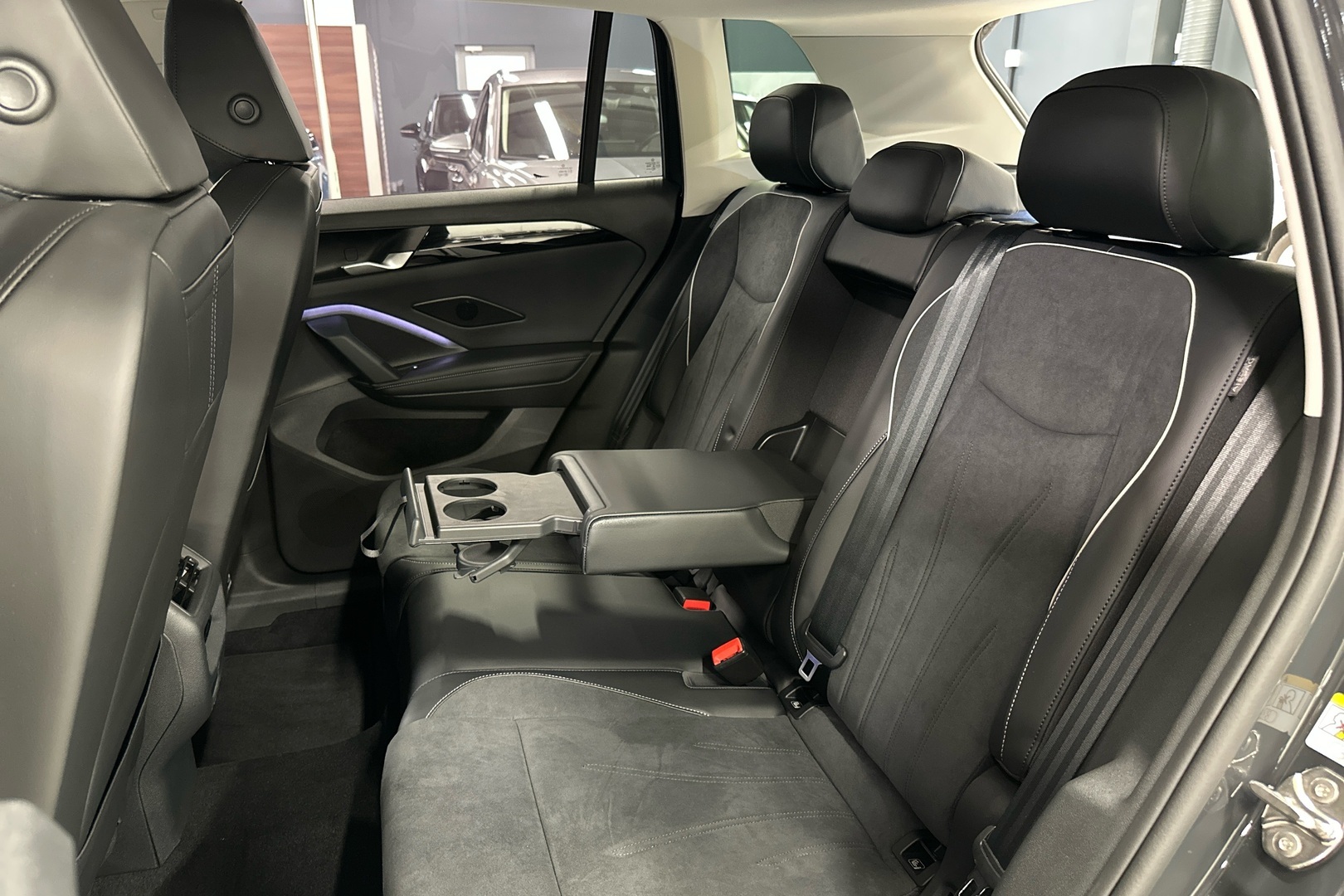 VOLKSWAGEN Tiguan 2025