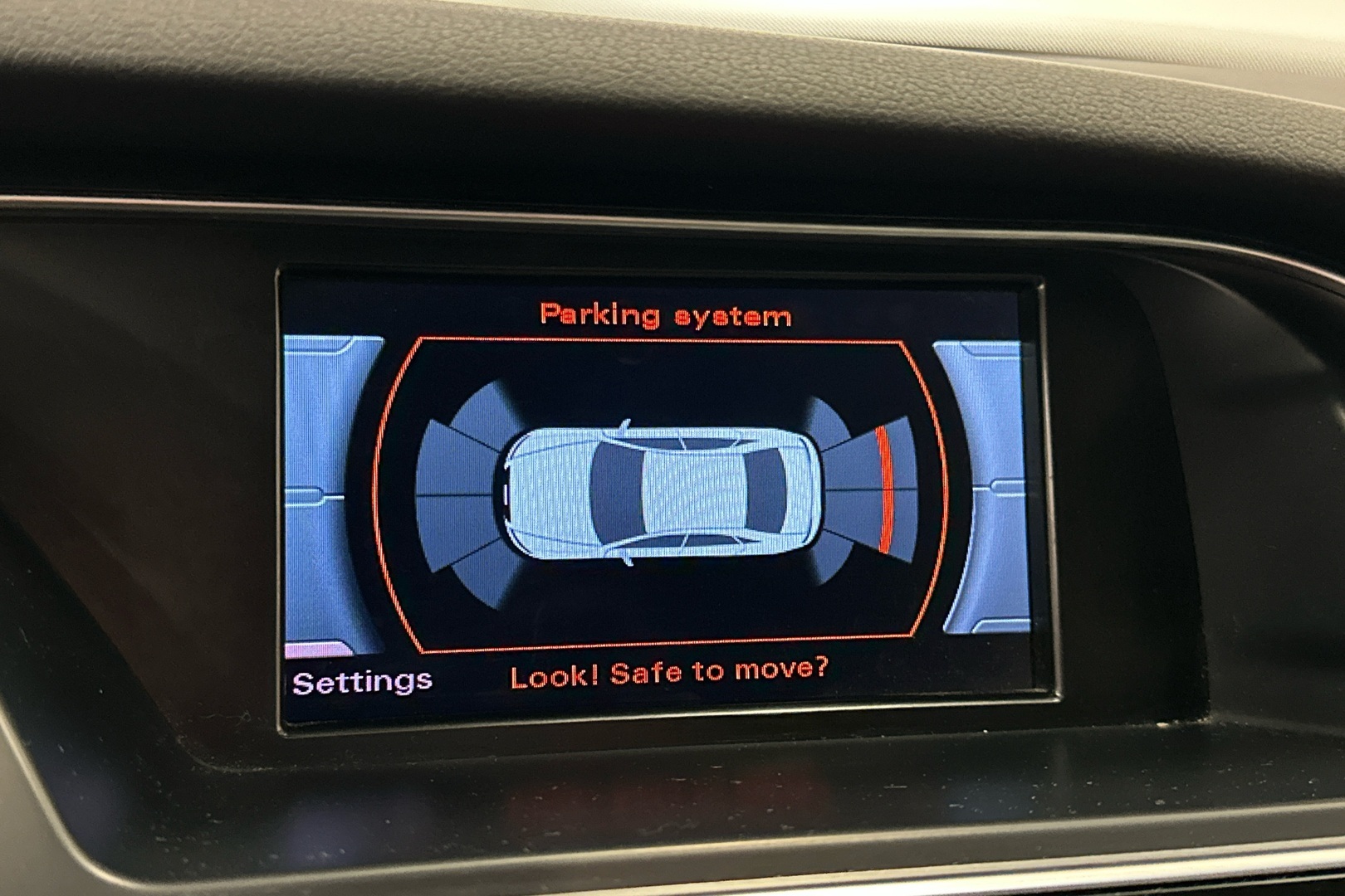 AUDI A4 2015