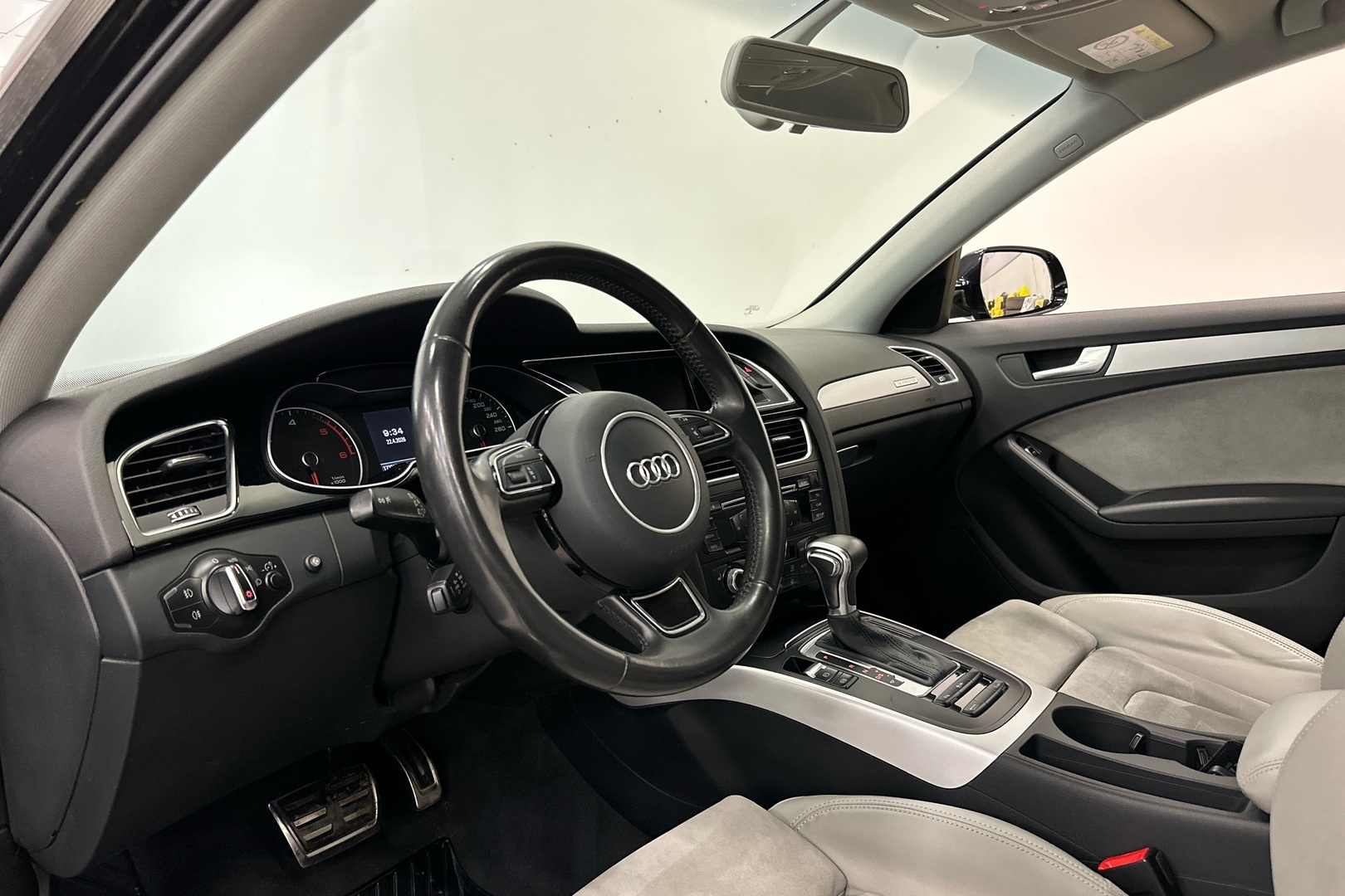 AUDI A4 2015