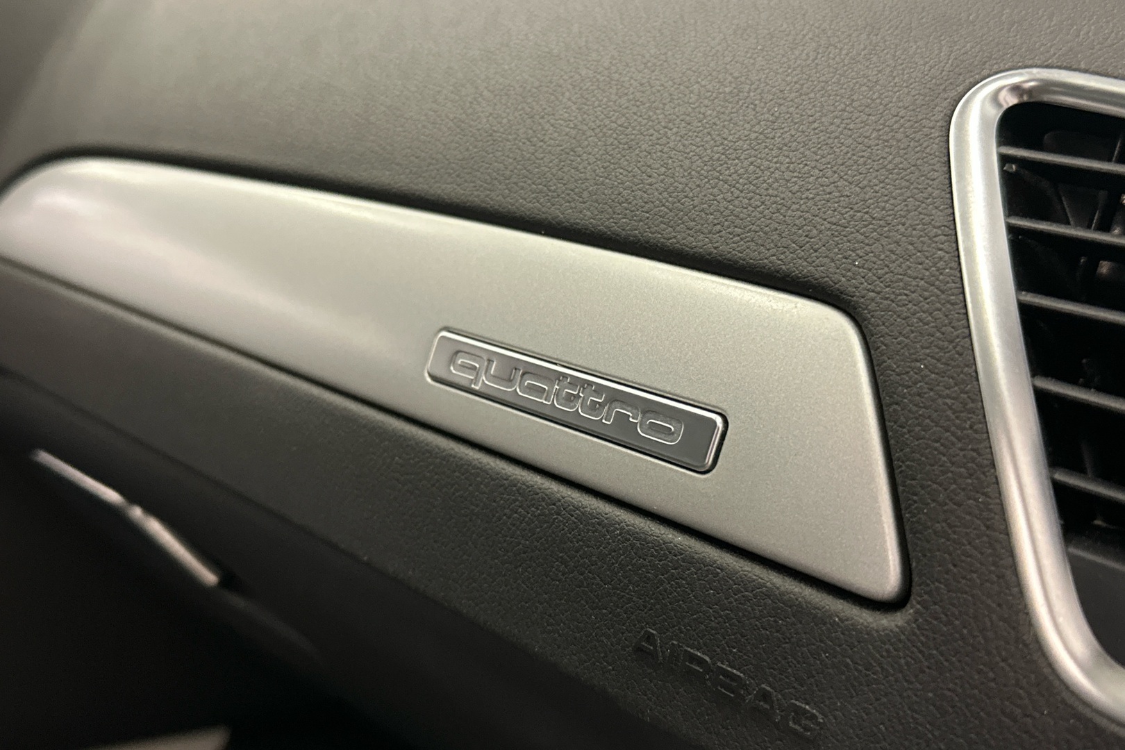 AUDI A4 2015