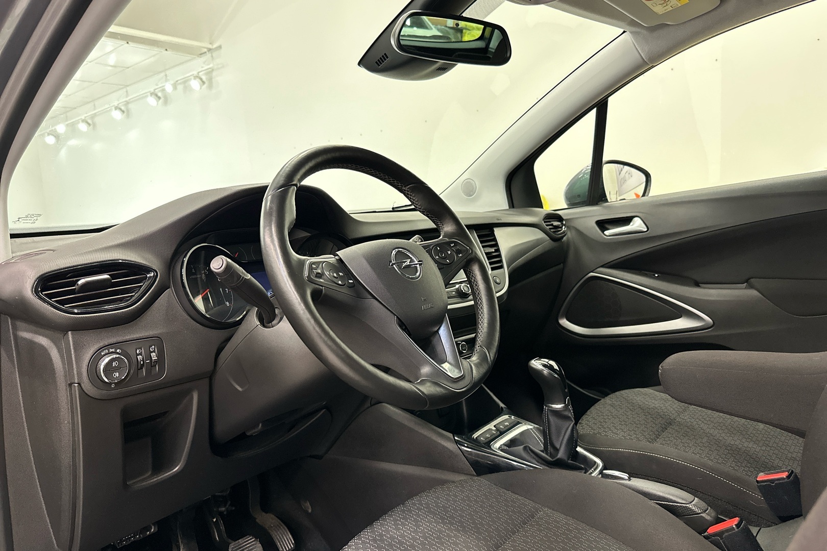 OPEL Crossland X 2017