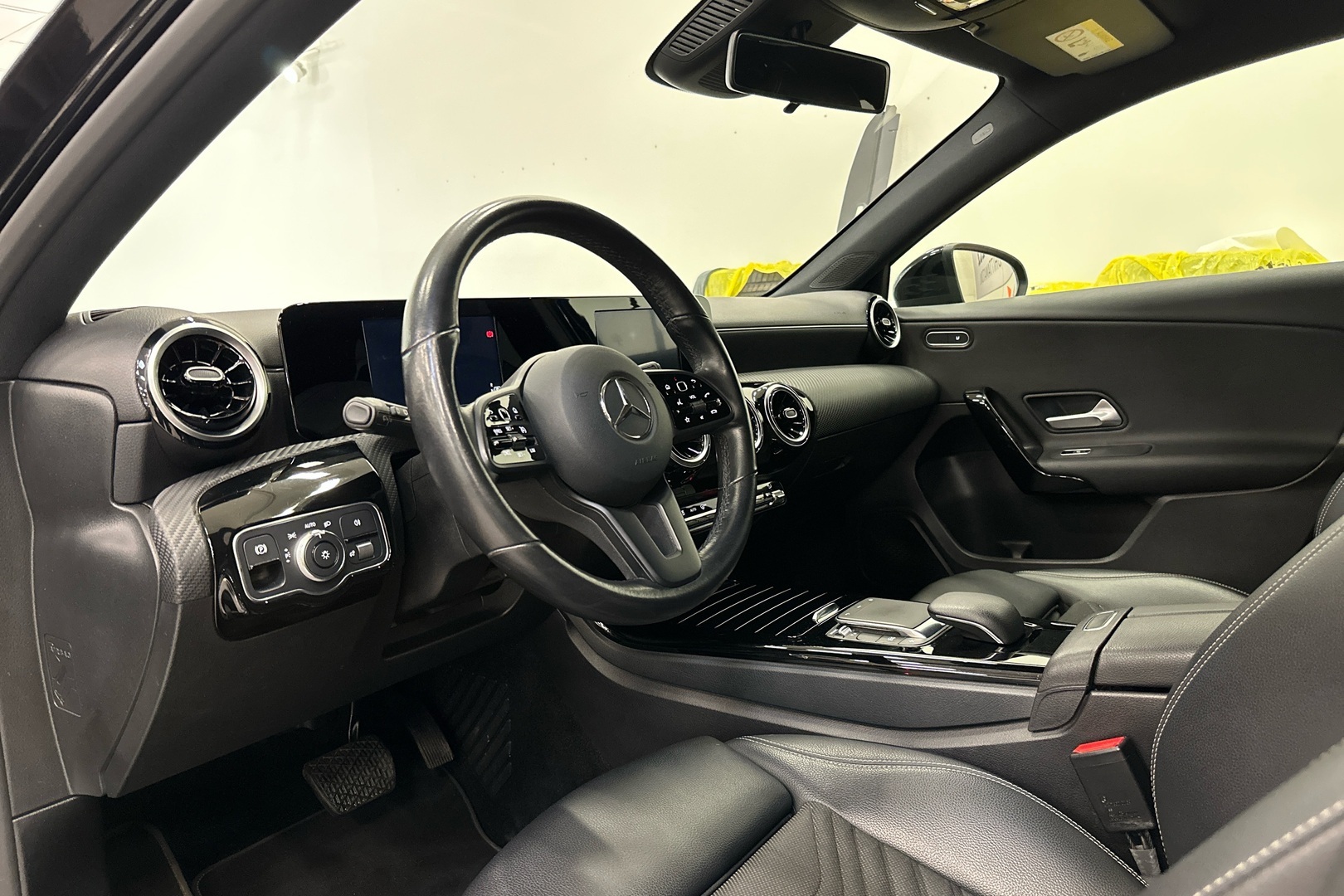 MERCEDES-BENZ A 2020