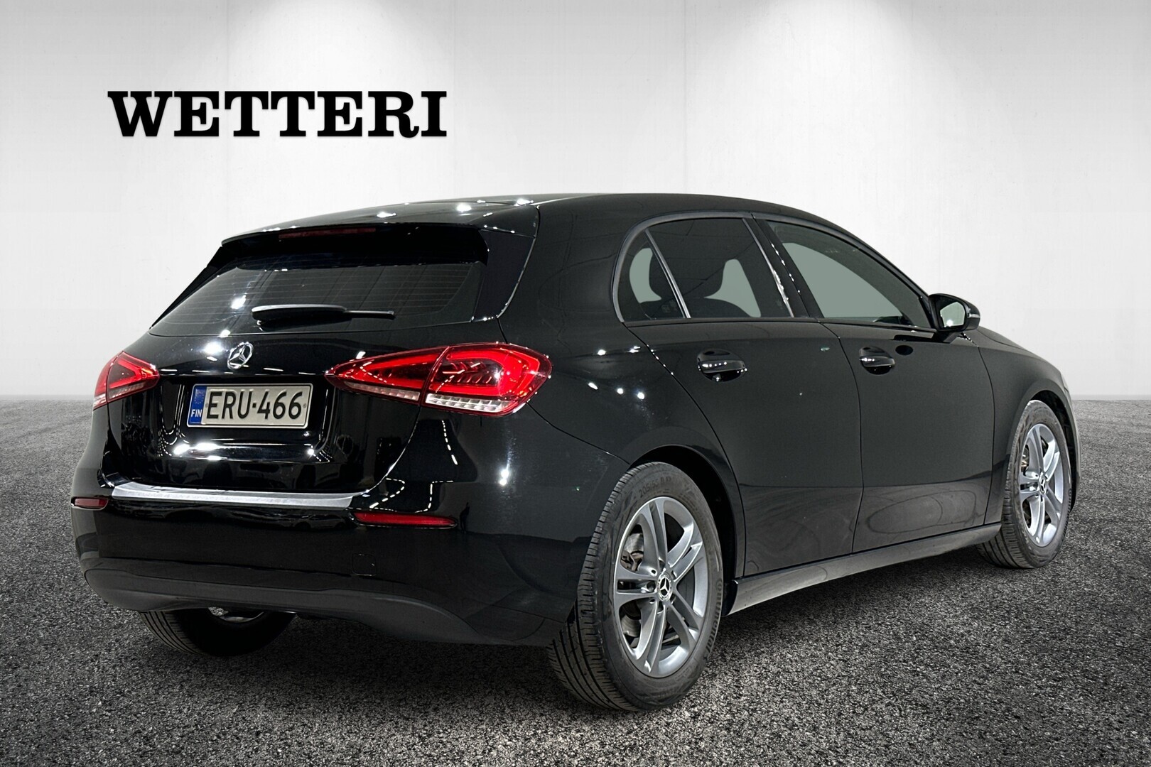 MERCEDES-BENZ A 2020