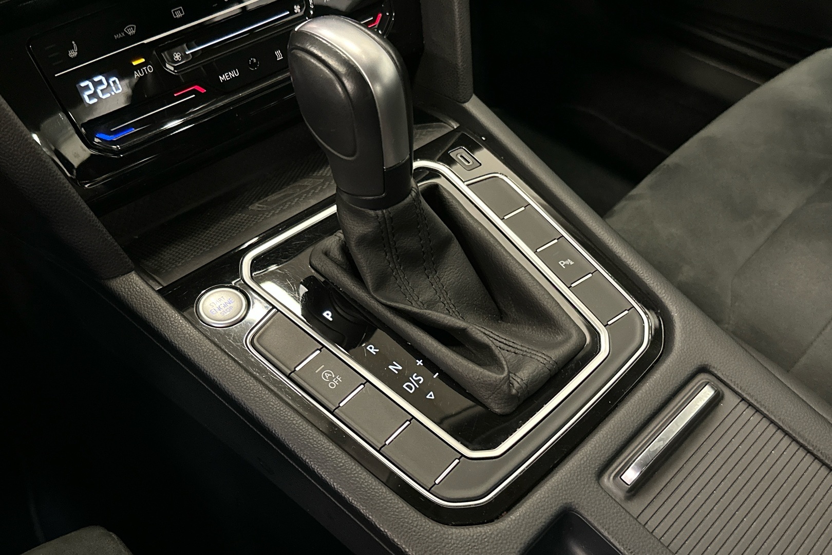 VOLKSWAGEN Passat 2021