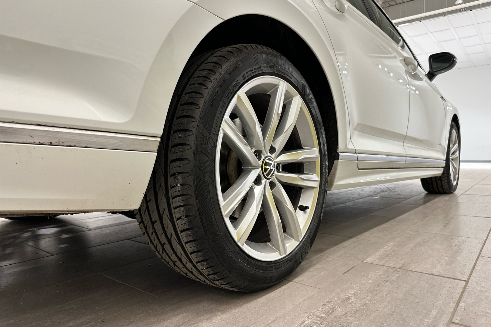 VOLKSWAGEN Passat 2021