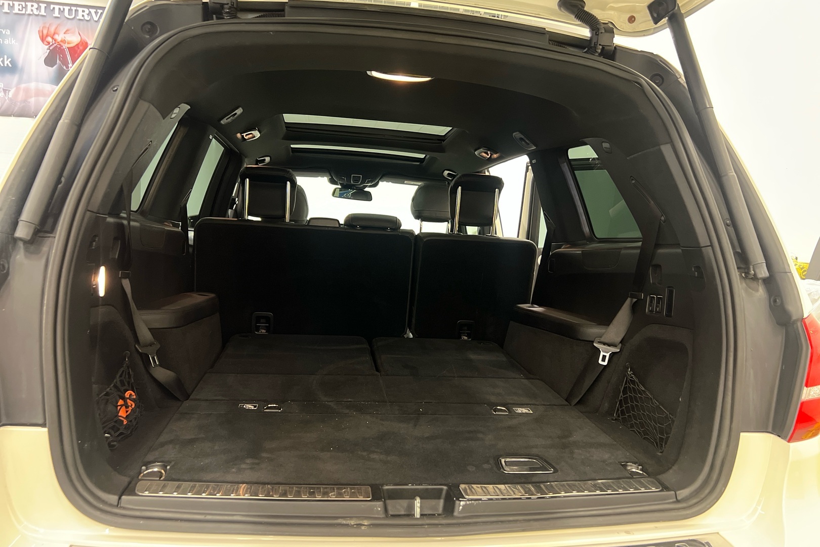 MERCEDES-BENZ GLS 2016