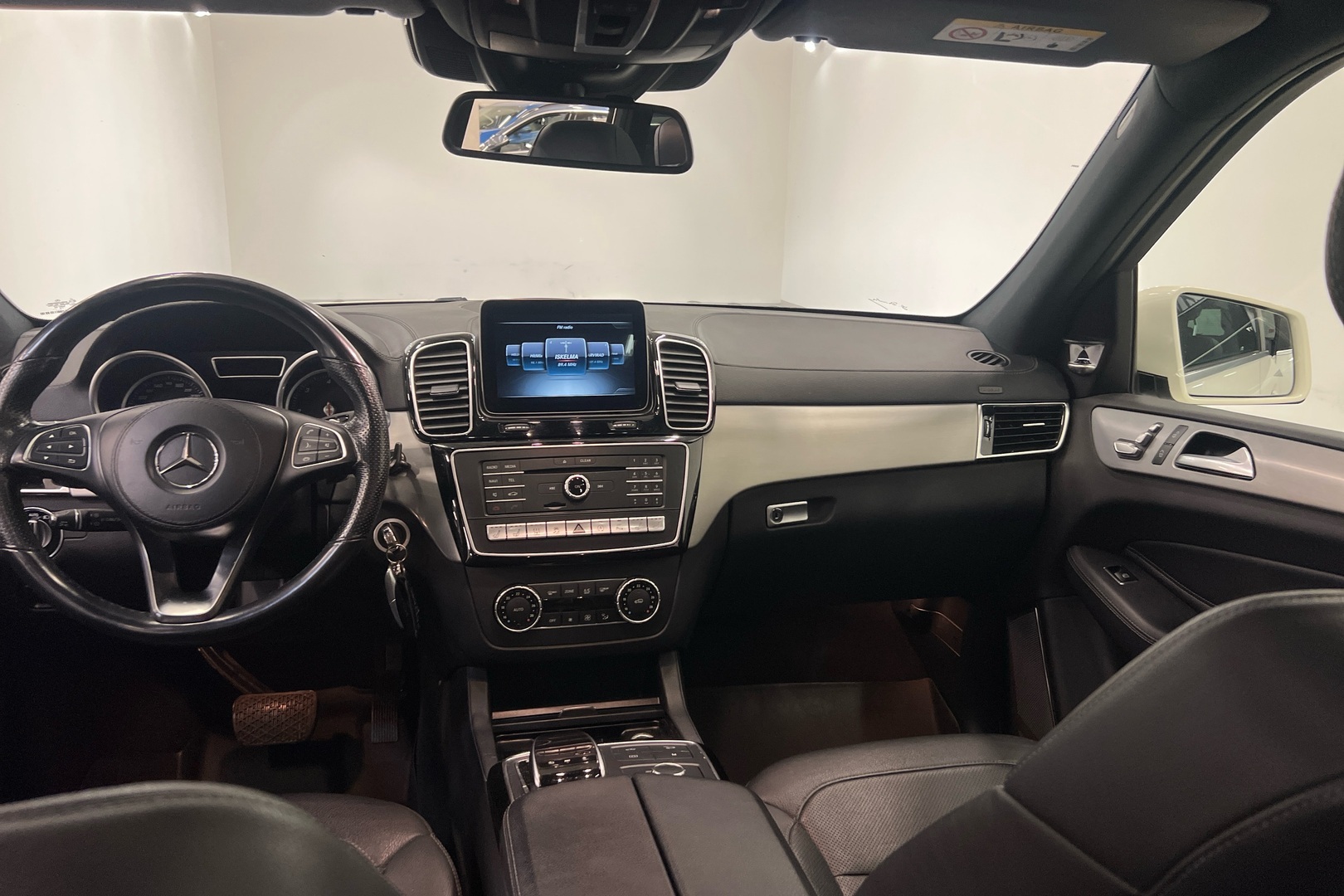 MERCEDES-BENZ GLS 2016