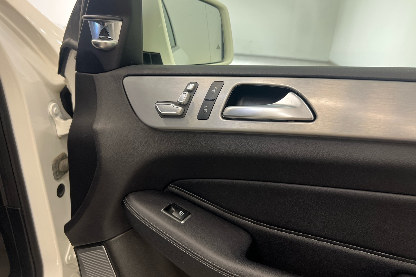 MERCEDES-BENZ GLS 2016