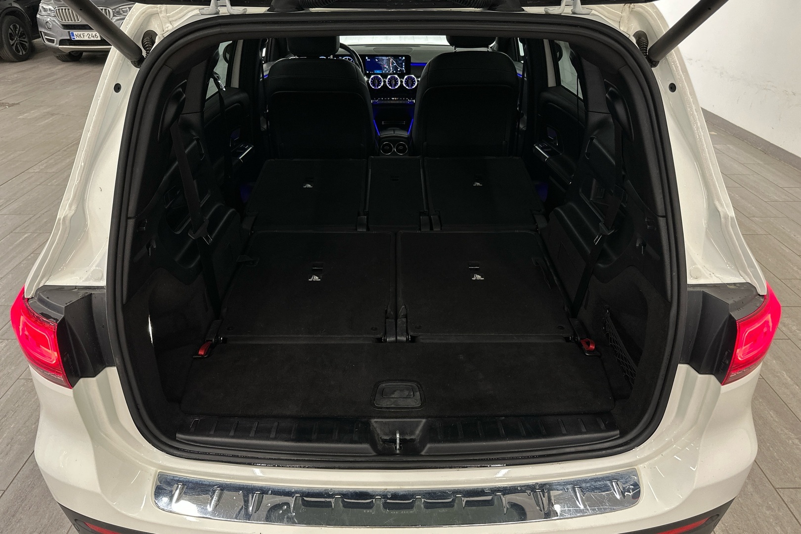 MERCEDES-BENZ GLB 2021