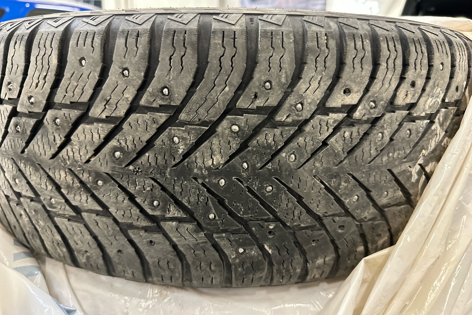 MERCEDES-BENZ GLB 2021