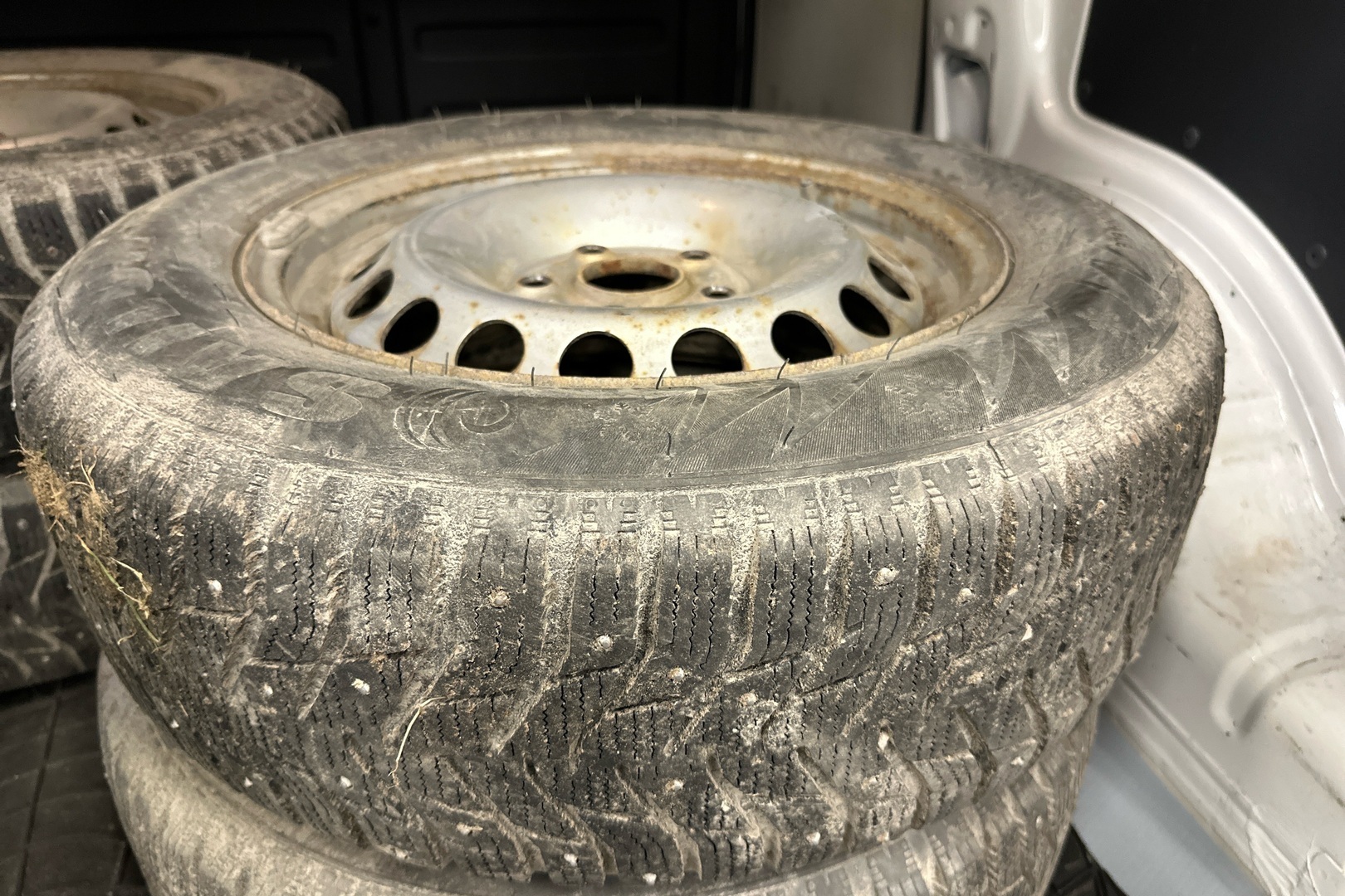 VOLKSWAGEN Caddy 2012