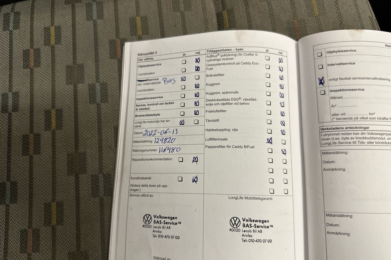 VOLKSWAGEN Caddy 2012