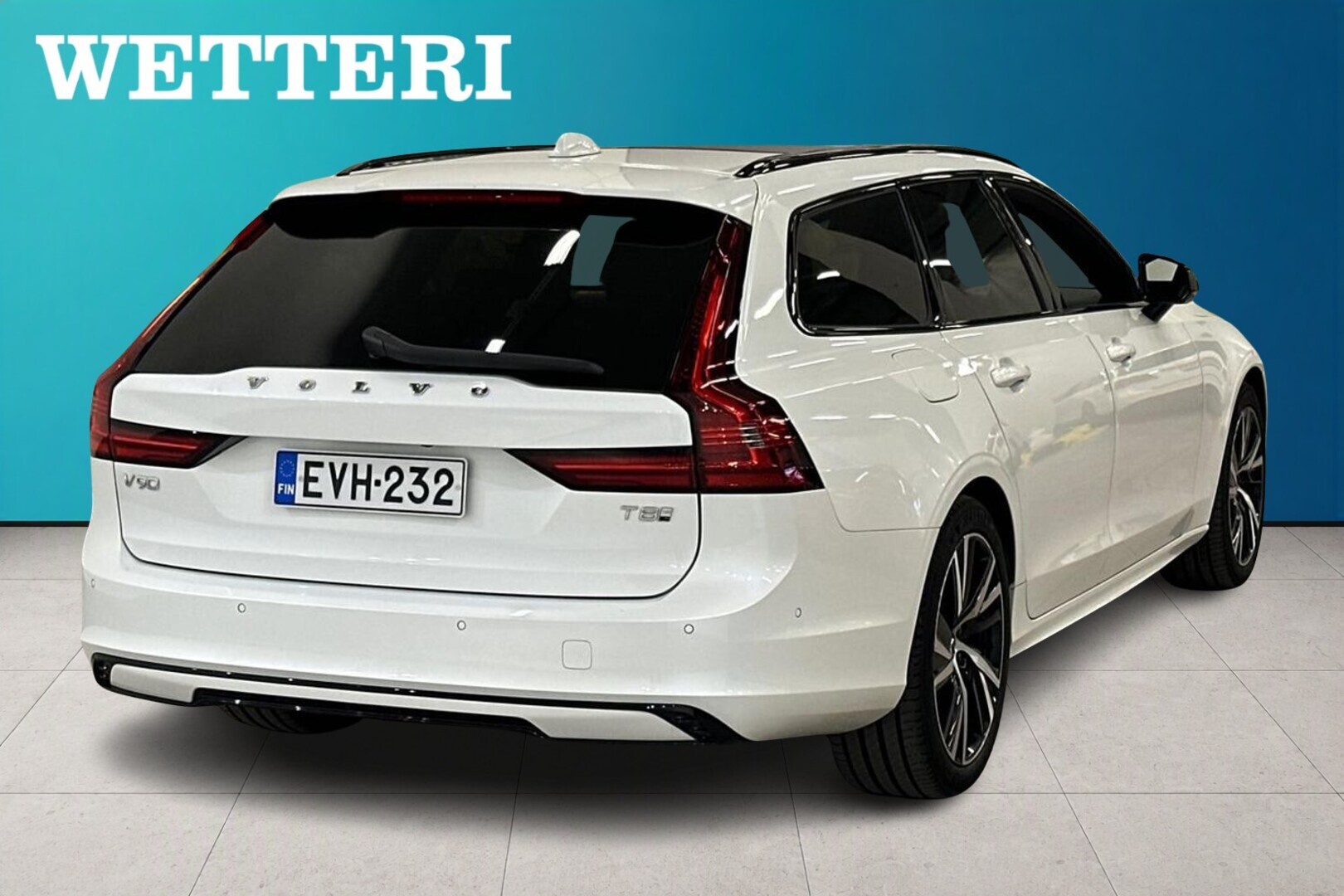 VOLVO V90 2024
