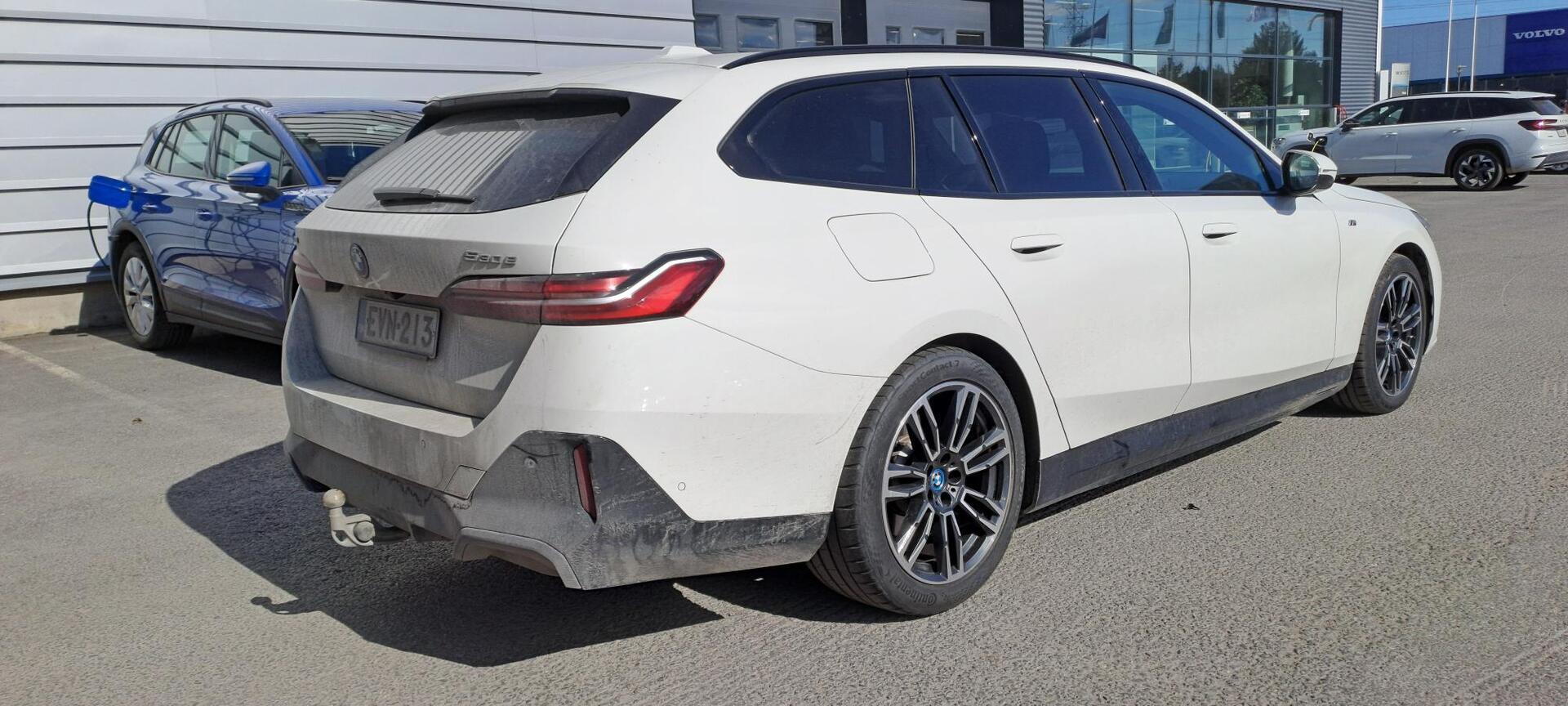 BMW 530 2025