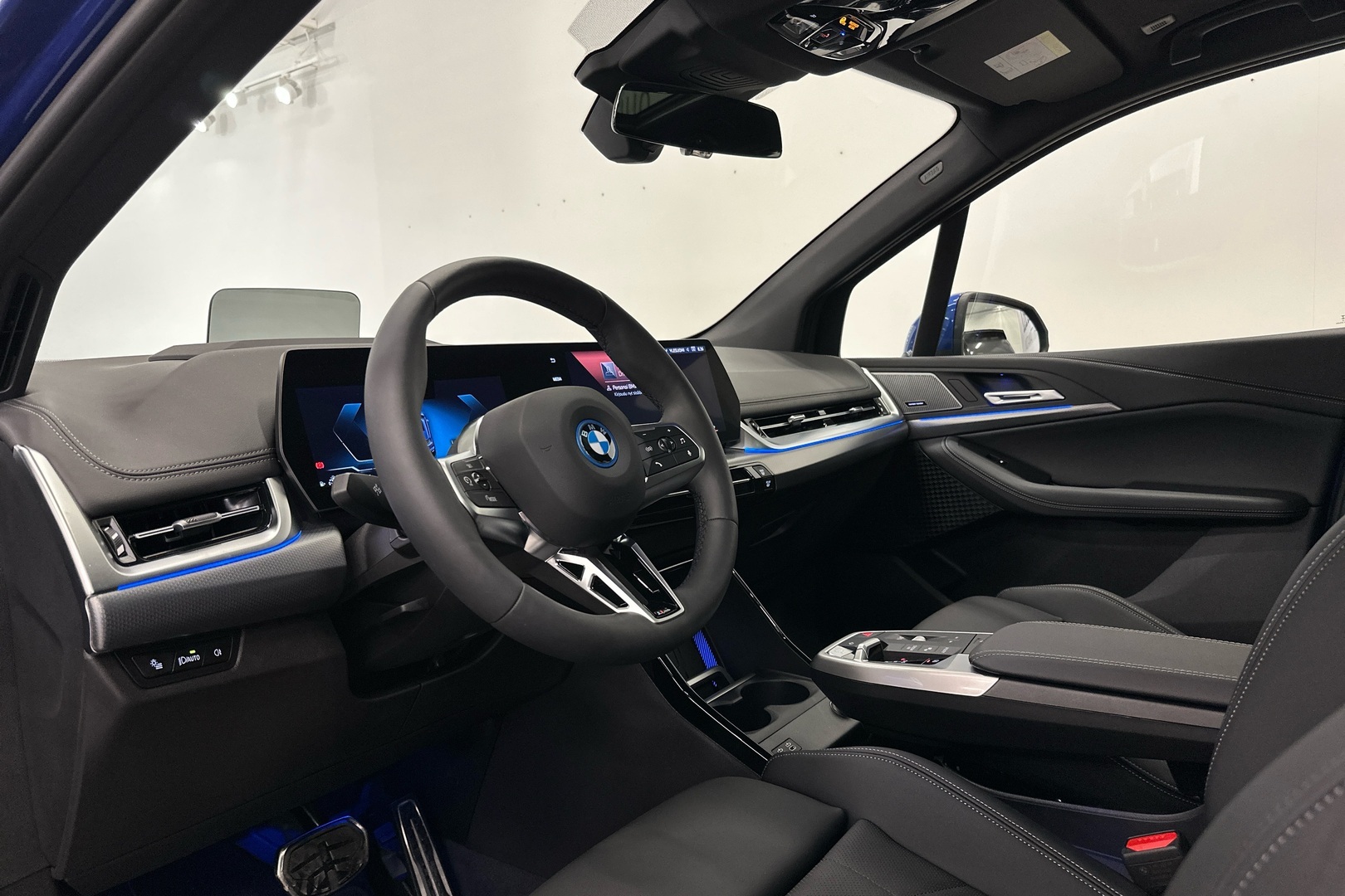 BMW 225 2026