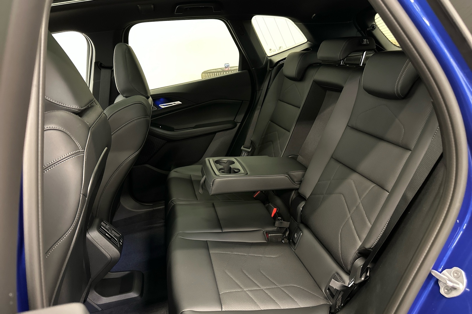 BMW 225 2026