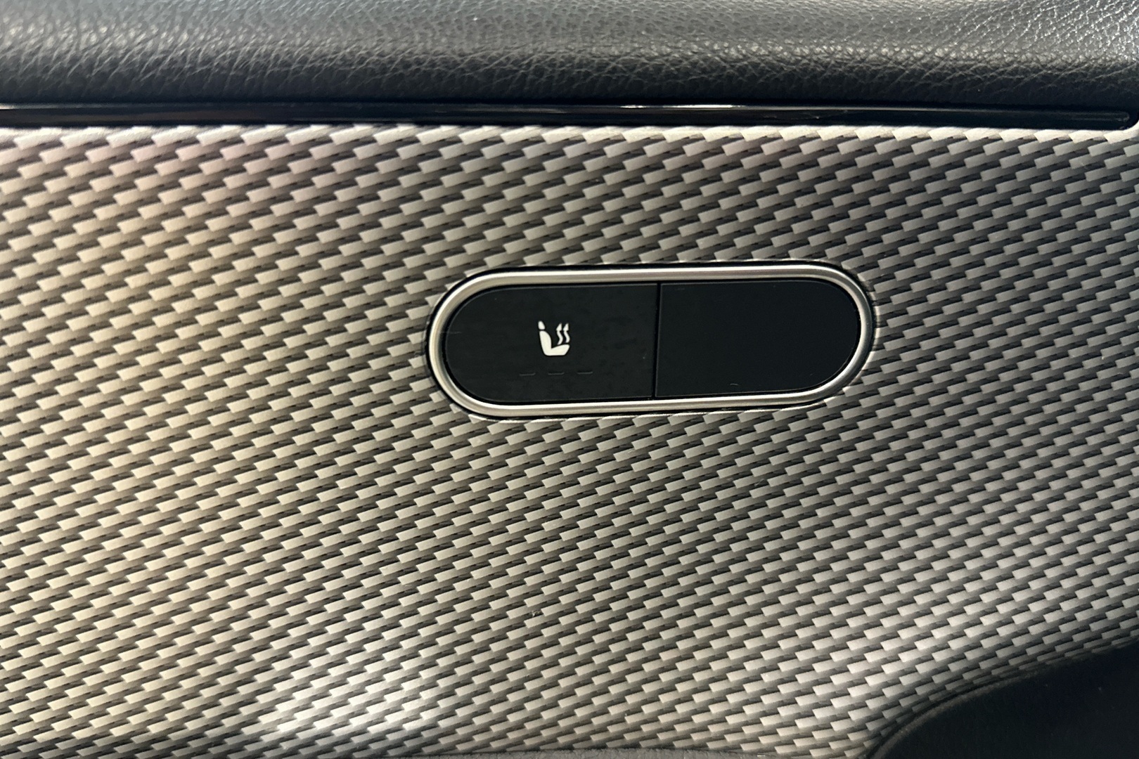 MERCEDES-BENZ A 2020