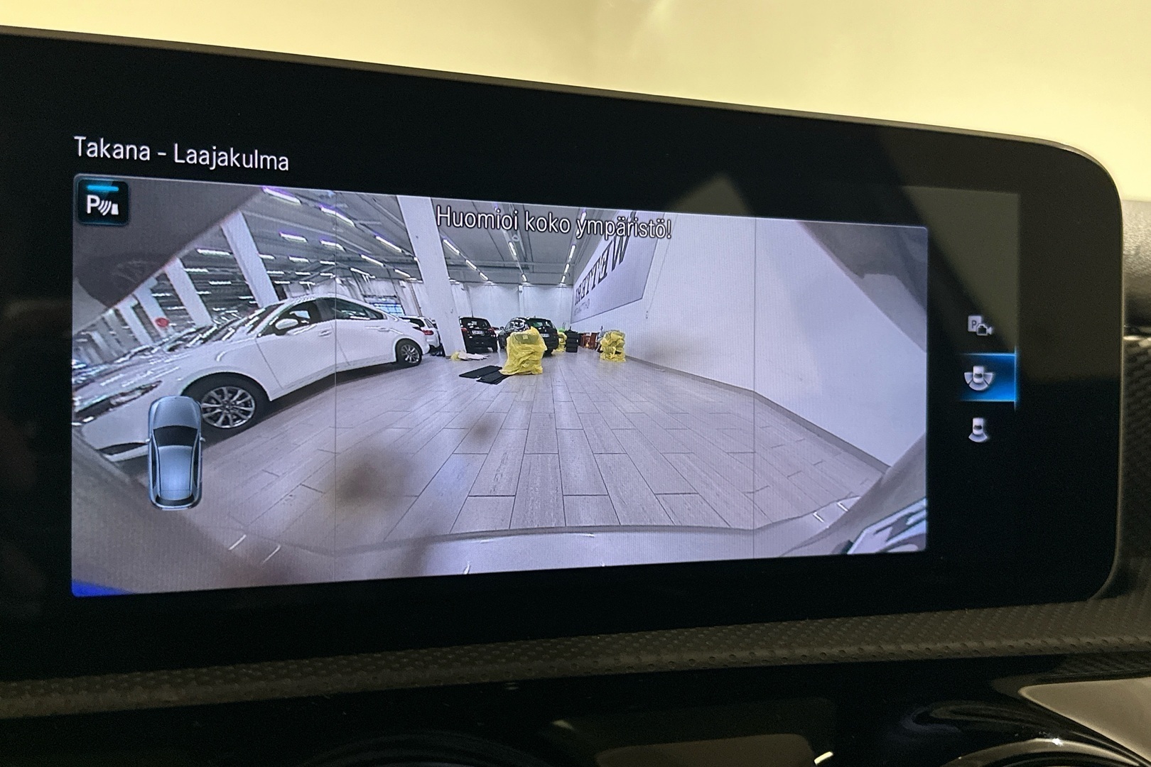 MERCEDES-BENZ A 2020