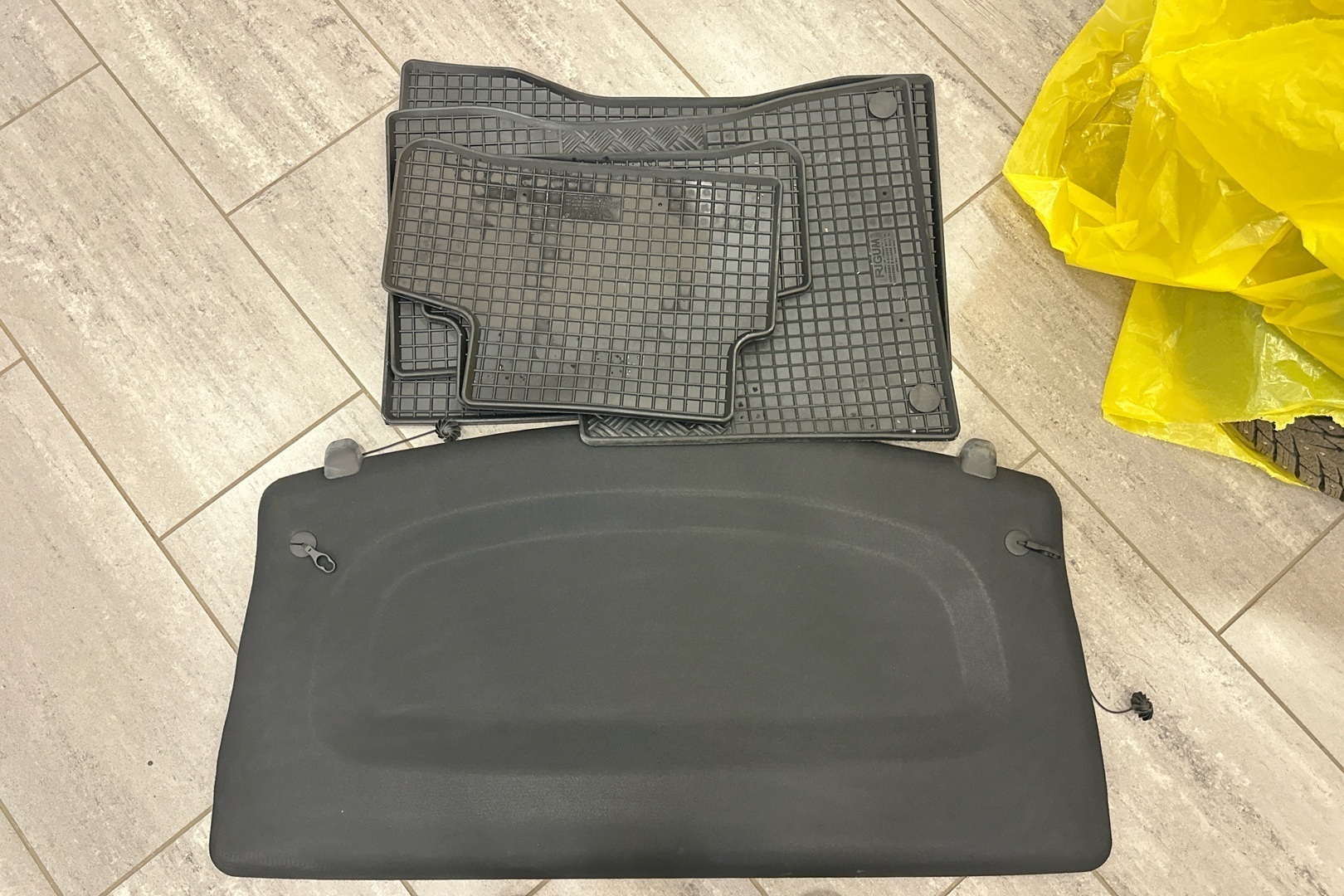 MERCEDES-BENZ A 2020