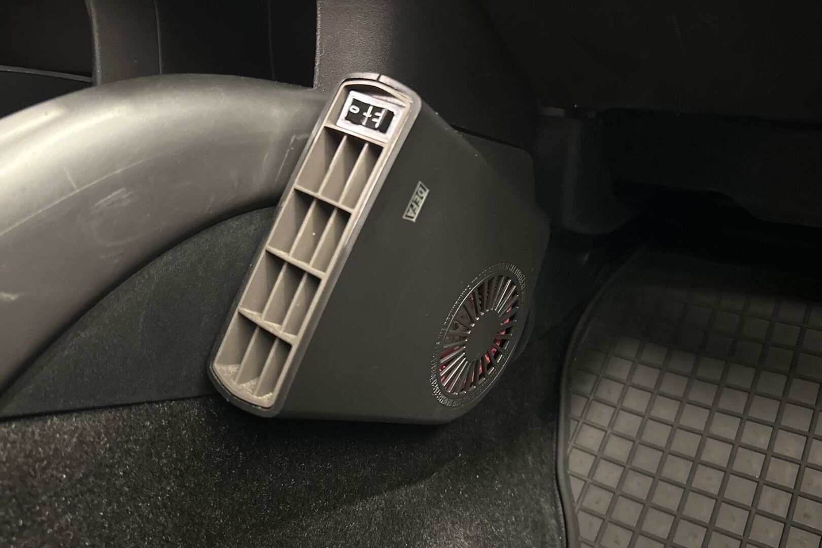 MITSUBISHI Outlander 2012
