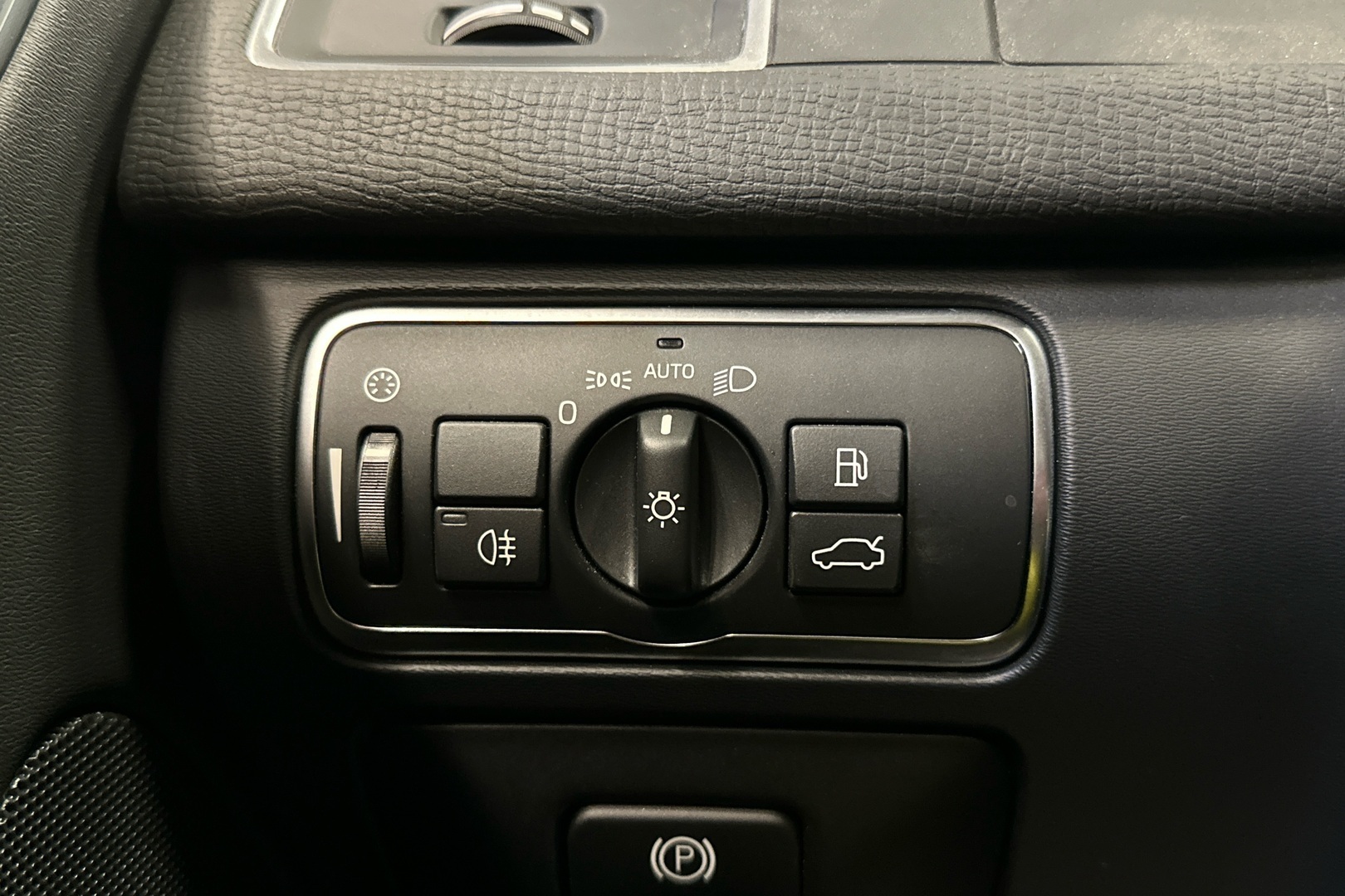 VOLVO XC60 2016