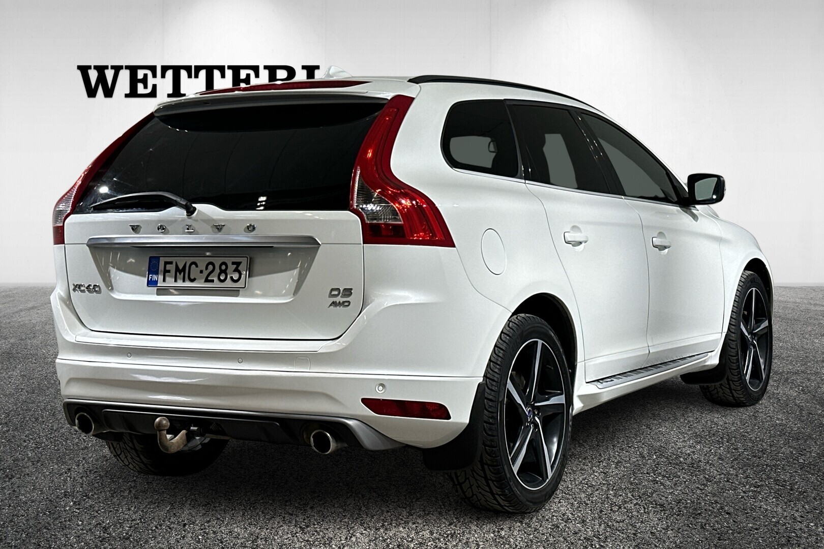VOLVO XC60 2016